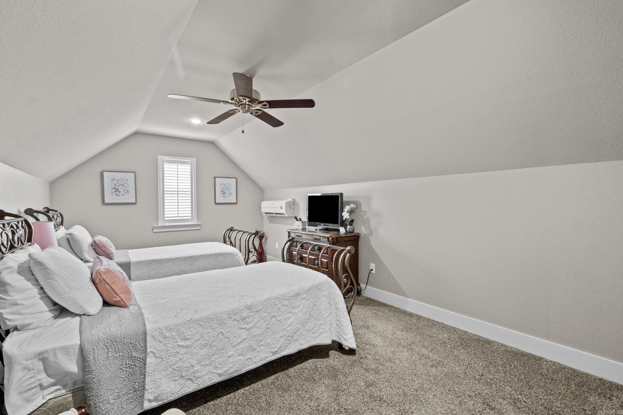Quail Hollow - Residential
