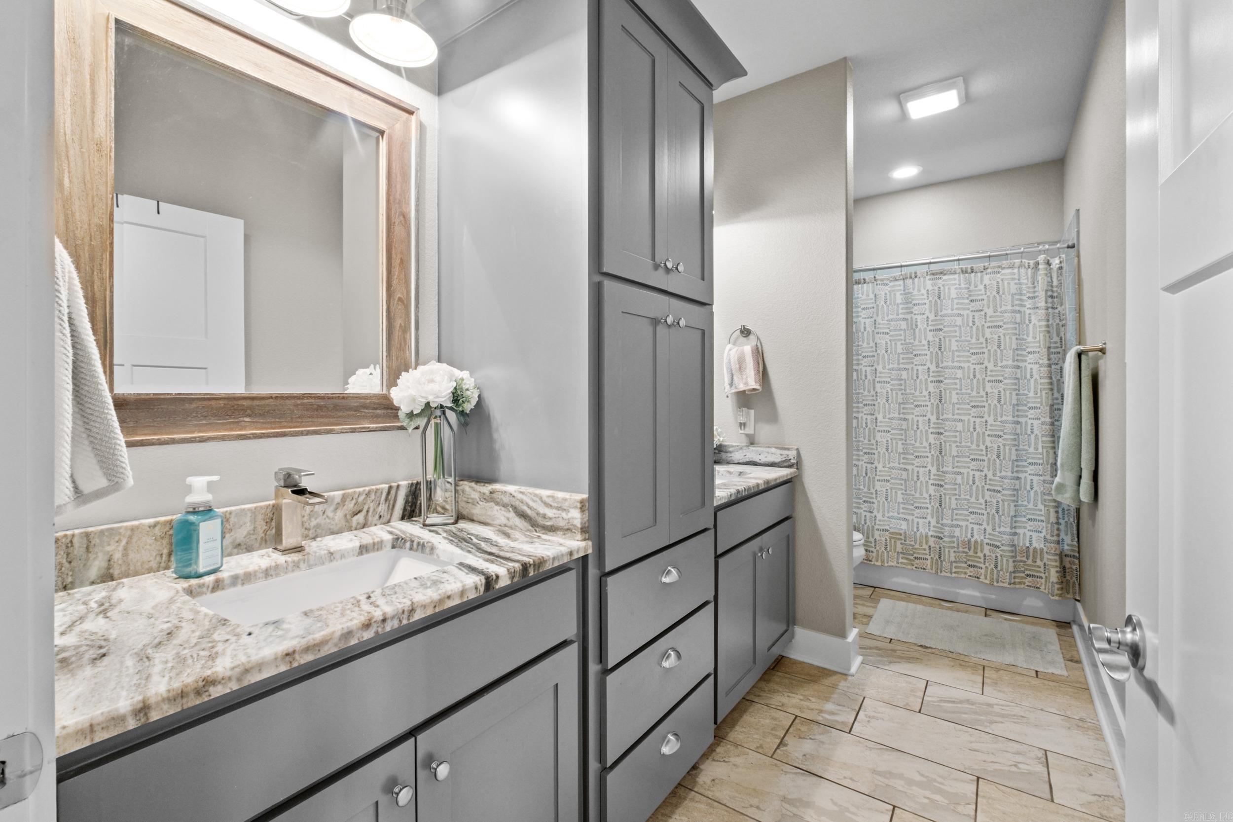 Quail Hollow - Residential