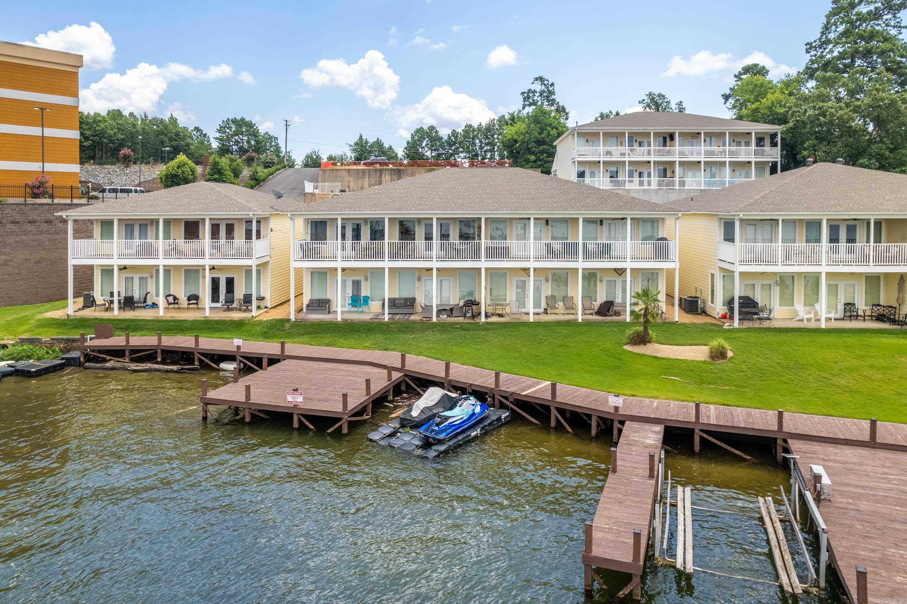 CATALINA COVE HPR - Residential