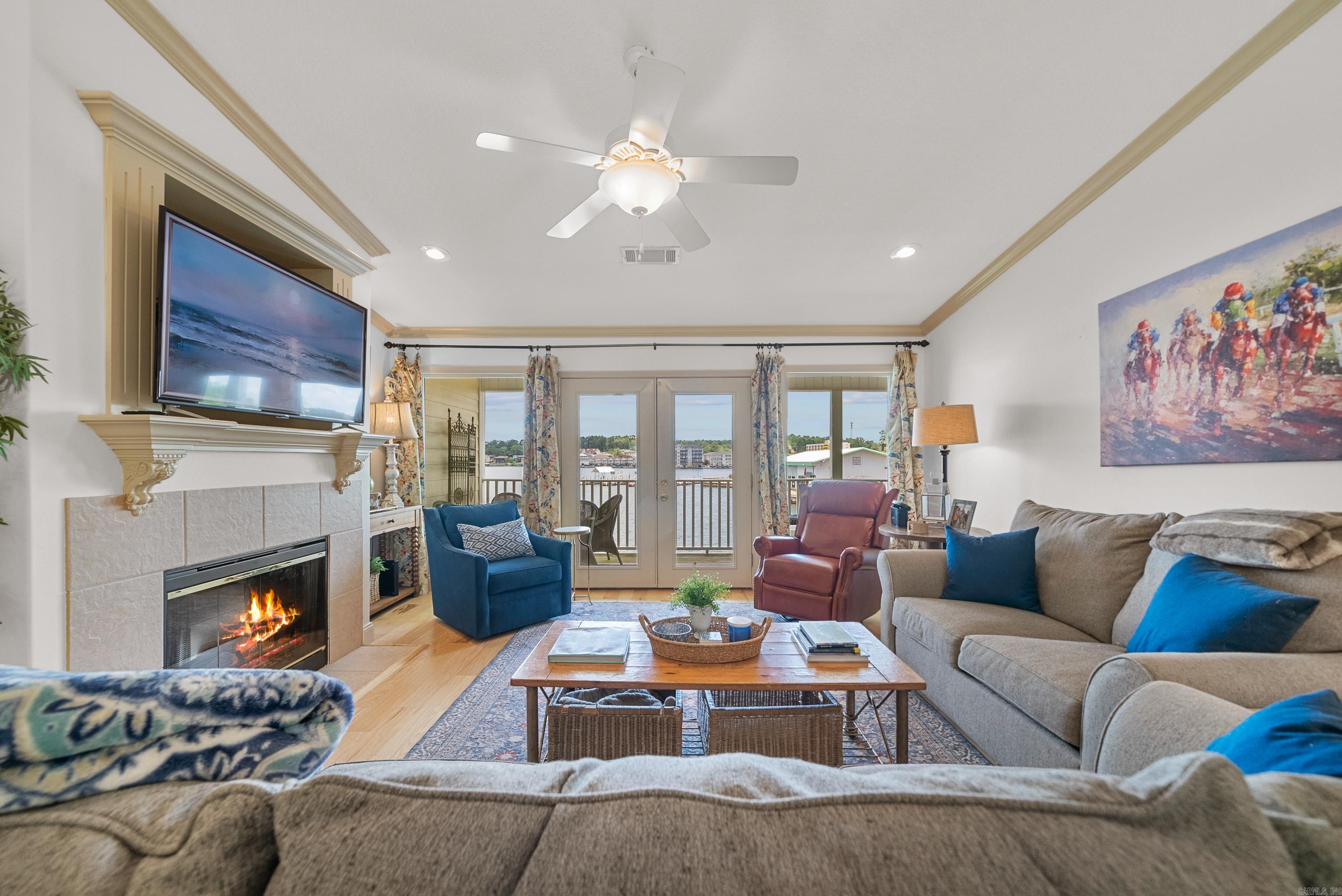 CATALINA COVE HPR - Residential