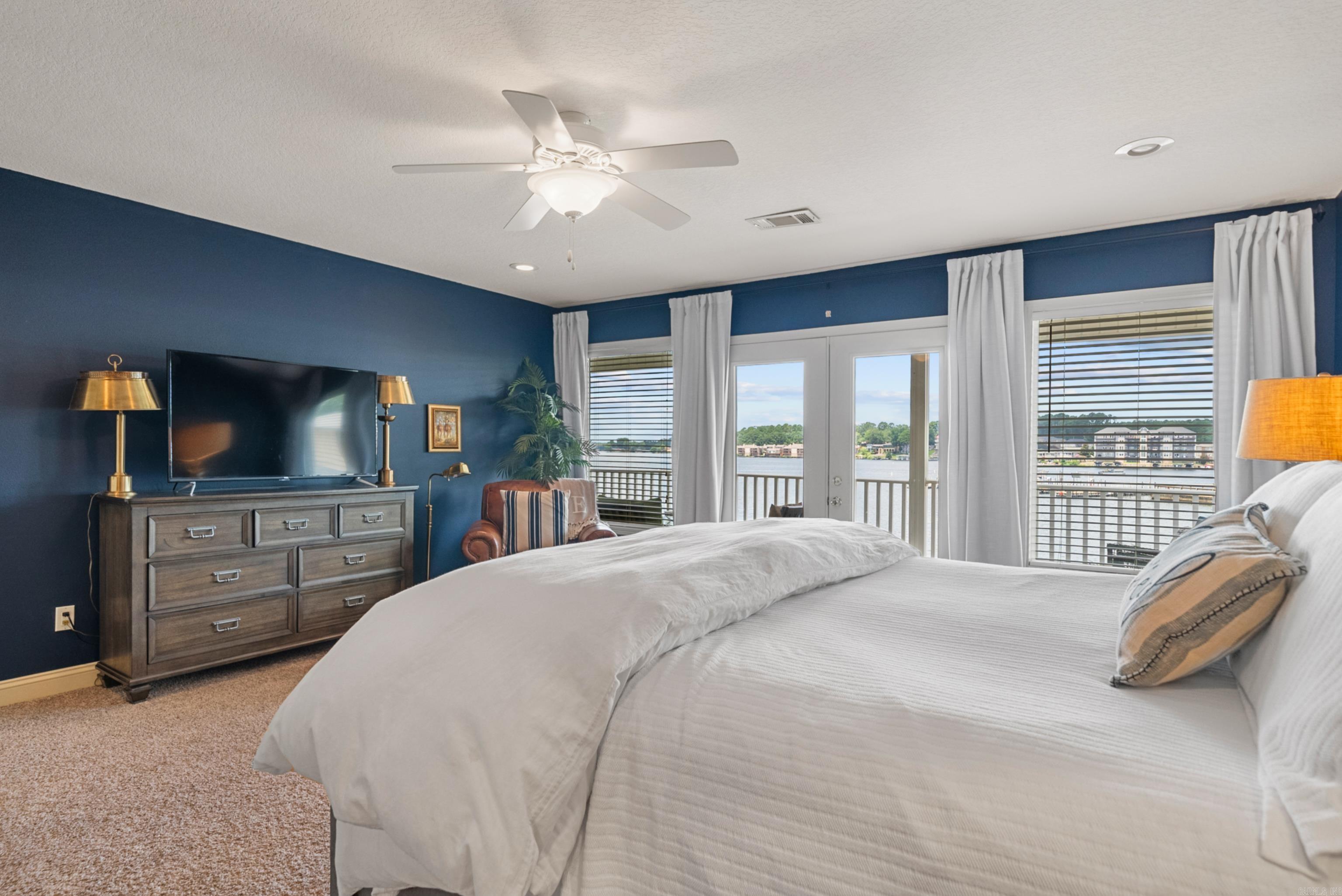 CATALINA COVE HPR - Residential