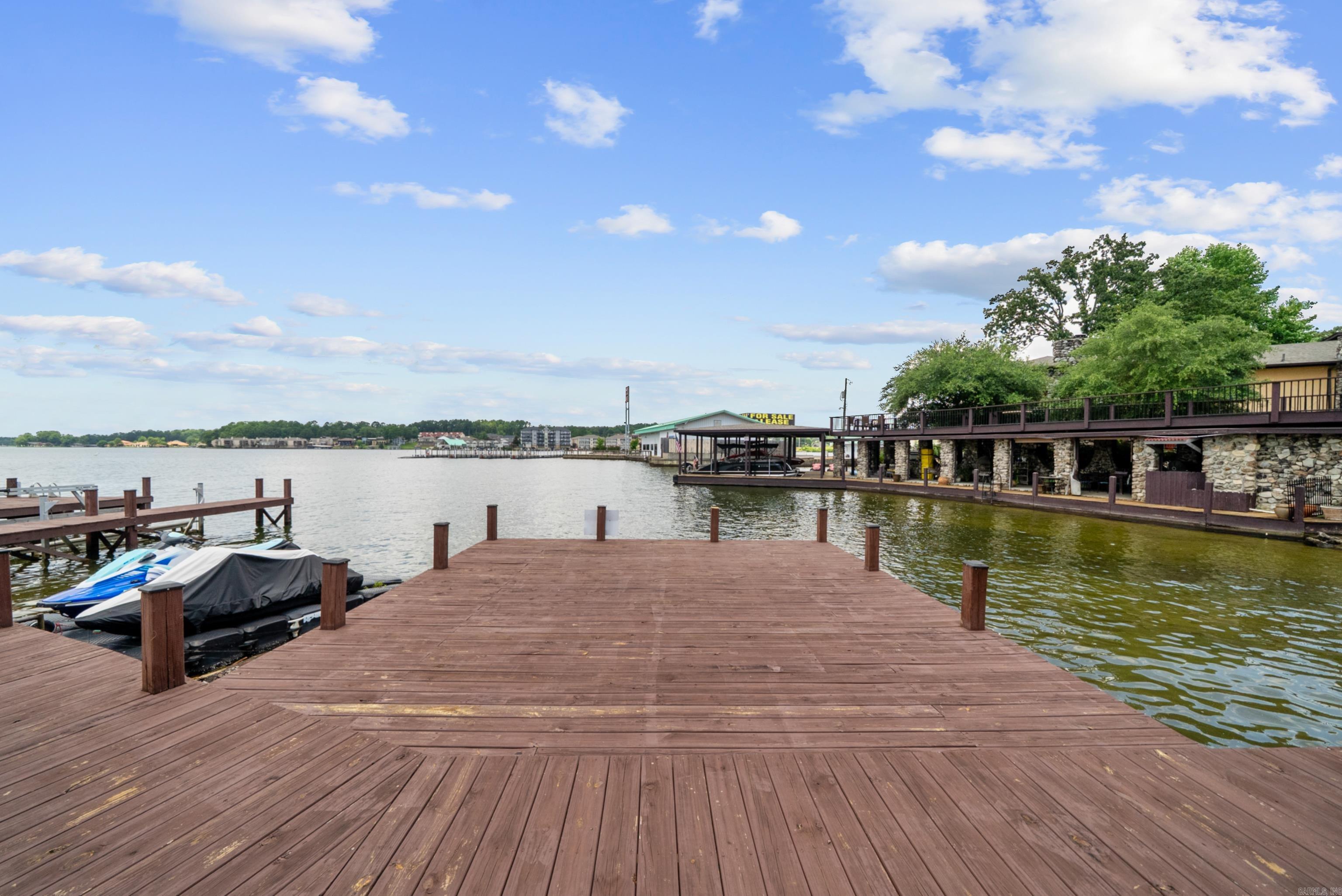 CATALINA COVE HPR - Residential