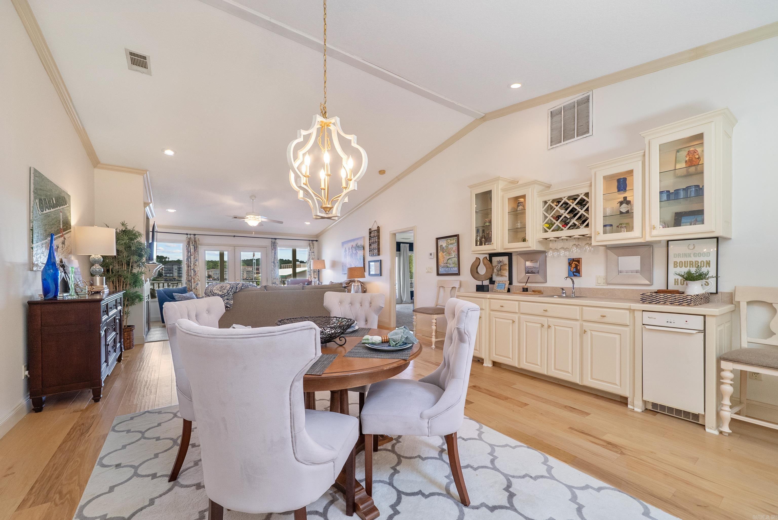 CATALINA COVE HPR - Residential