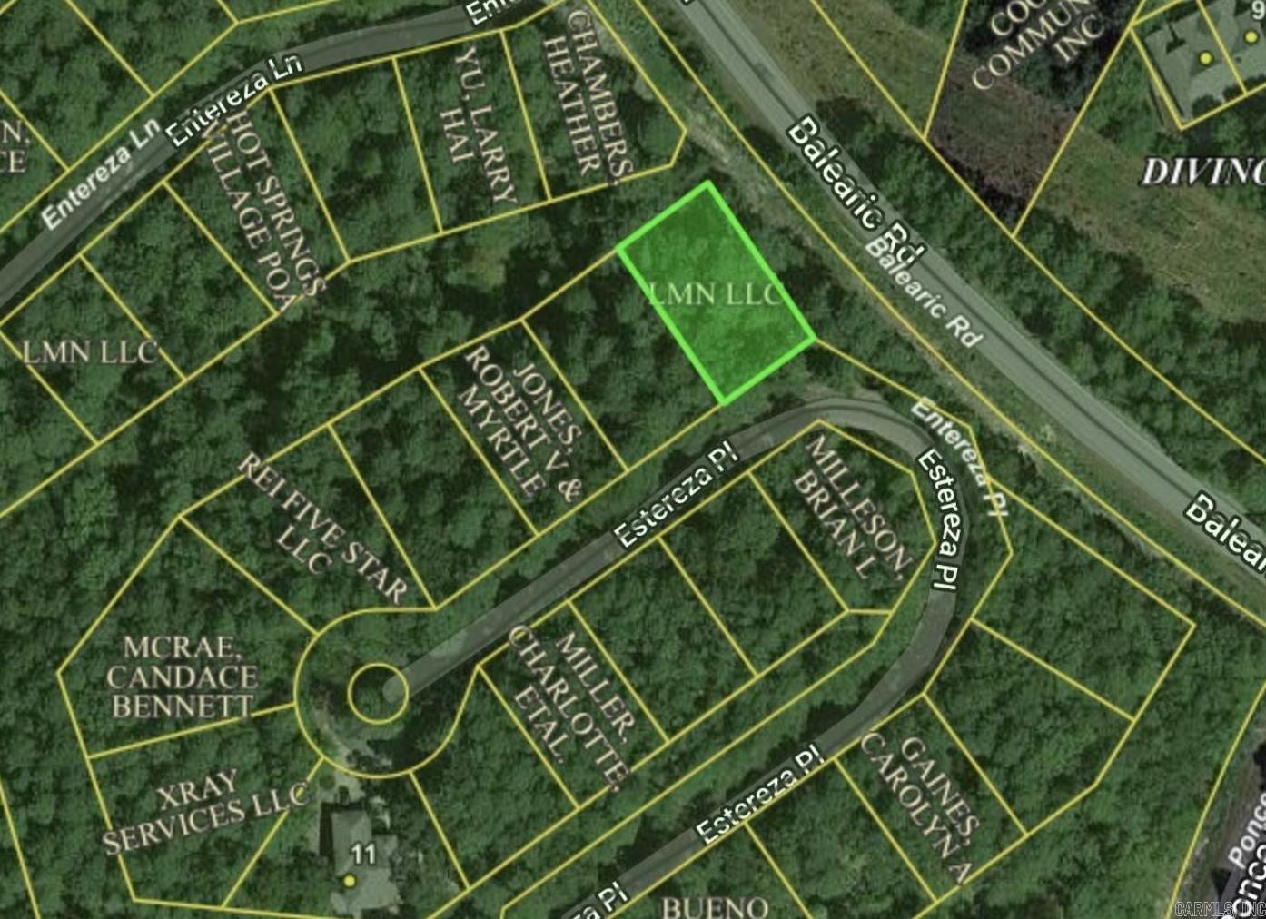 Land for sale in a beautiful gated area in Hot Springs Village.