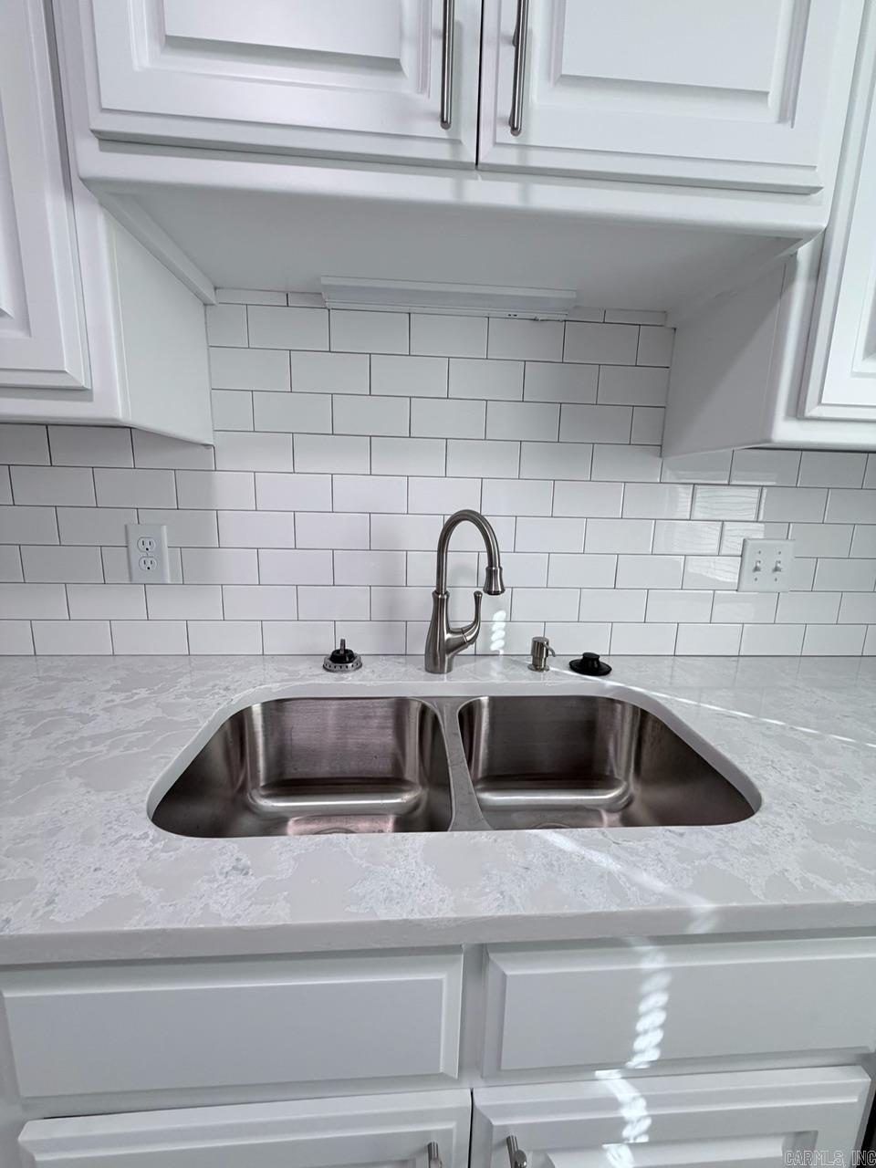 COLLEGE TERRACE - Residential