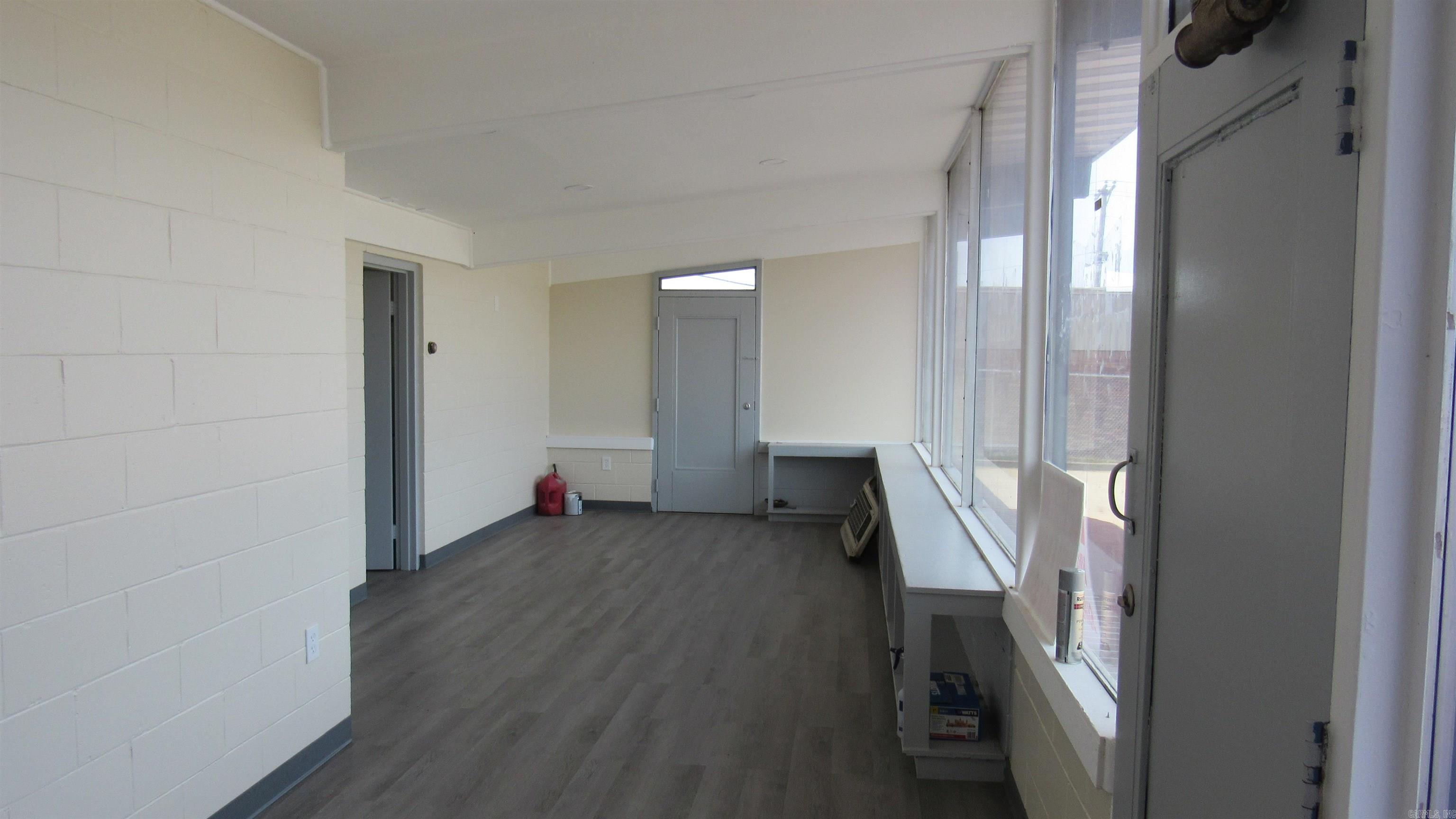 Jacksonville Commerical - Commercial Lease