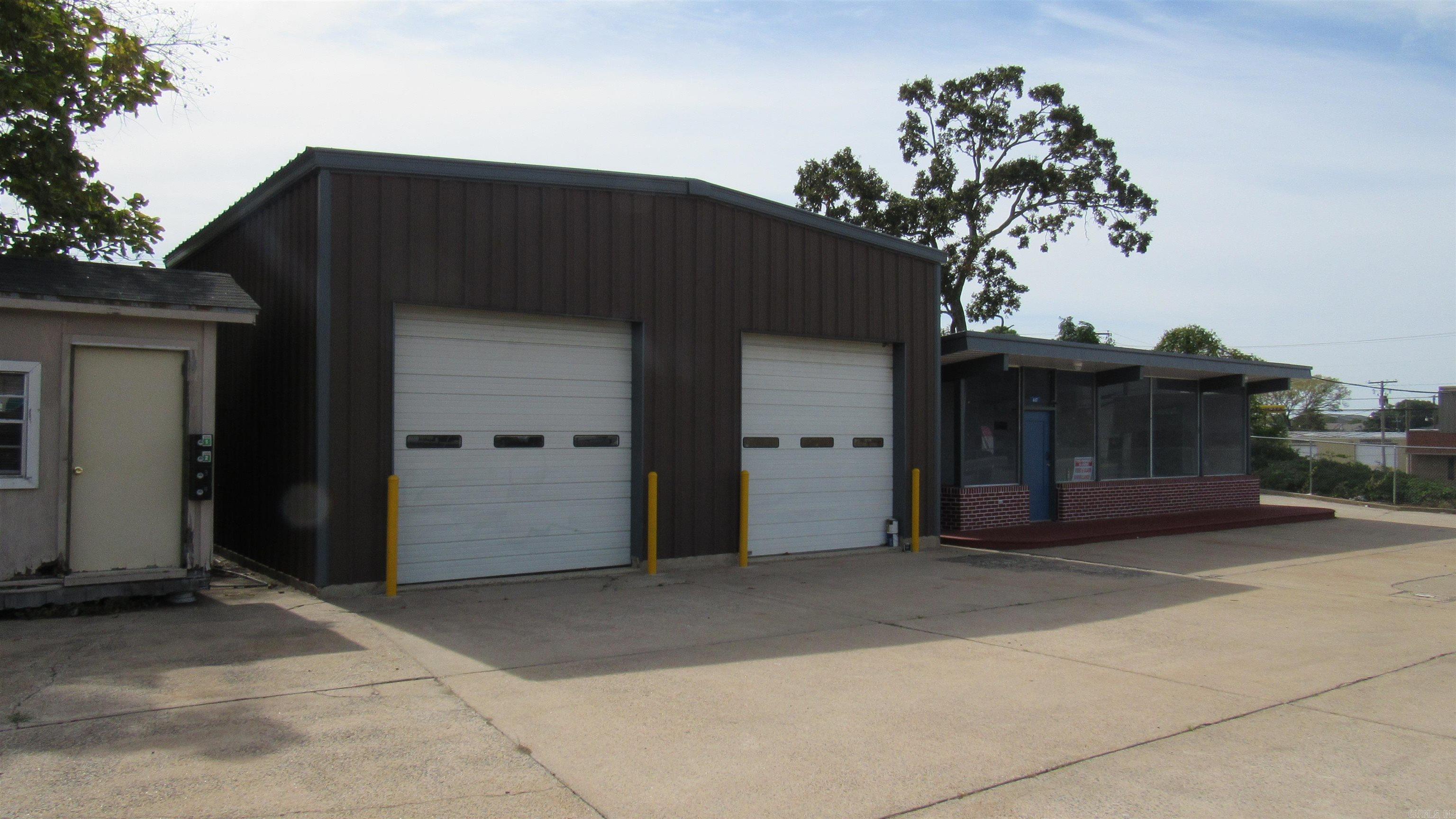 Great commercial location for a Used Car lot/ Repair facility in a medium traffic area of Jacksonville. Property is for lease 2 year minimum. The garage building has one lift and an alignment machine for use by the tenant. Property is securely fenced with locking gates. Note: all measurements are approximate Measuring encouraged. Call Listing agent direct for showings.
