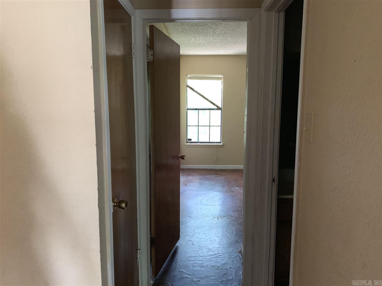 Barrow John 12L - Residential Lease