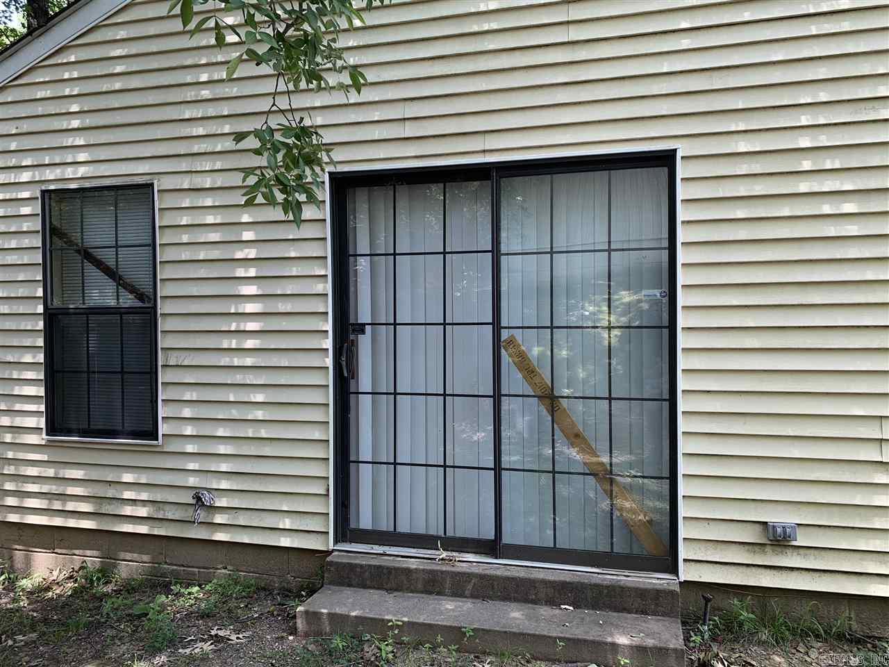 Barrow John 12L - Residential Lease