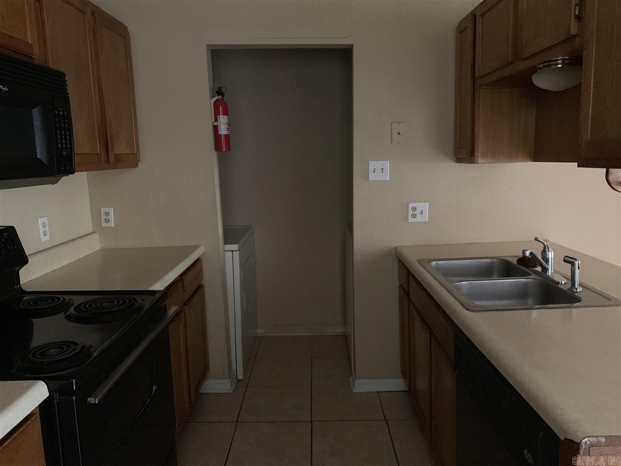 Barrow John 12L - Residential Lease