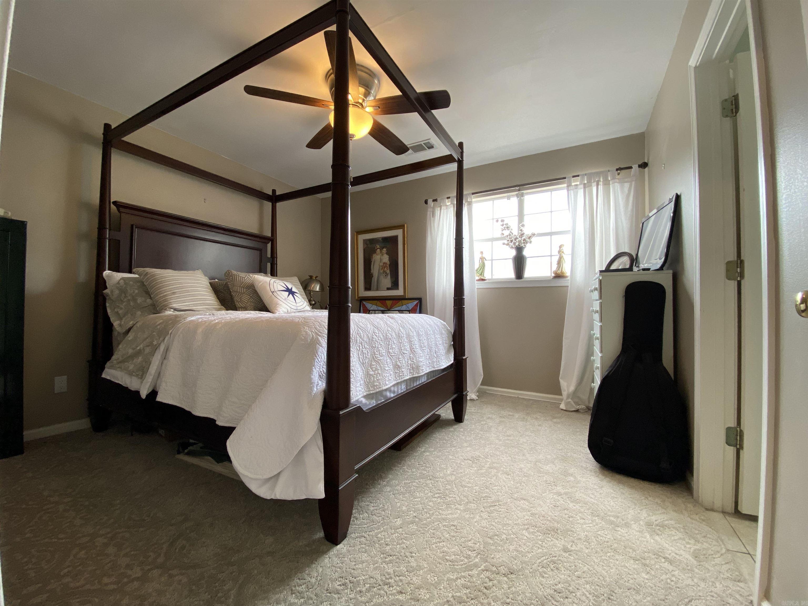 LAKE POINTE GARDEN HOMES - Residential