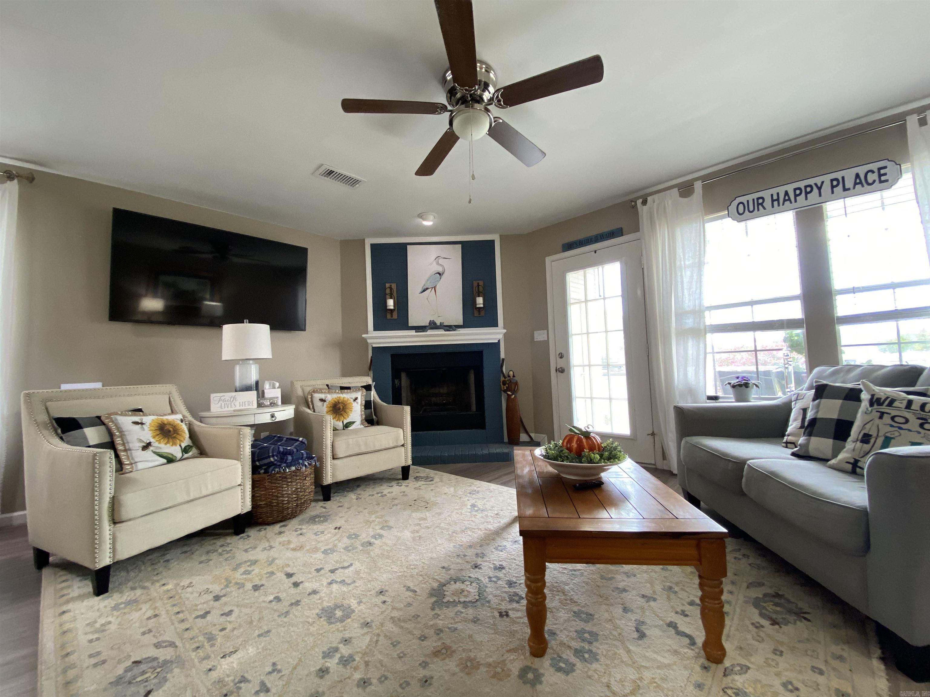 LAKE POINTE GARDEN HOMES - Residential