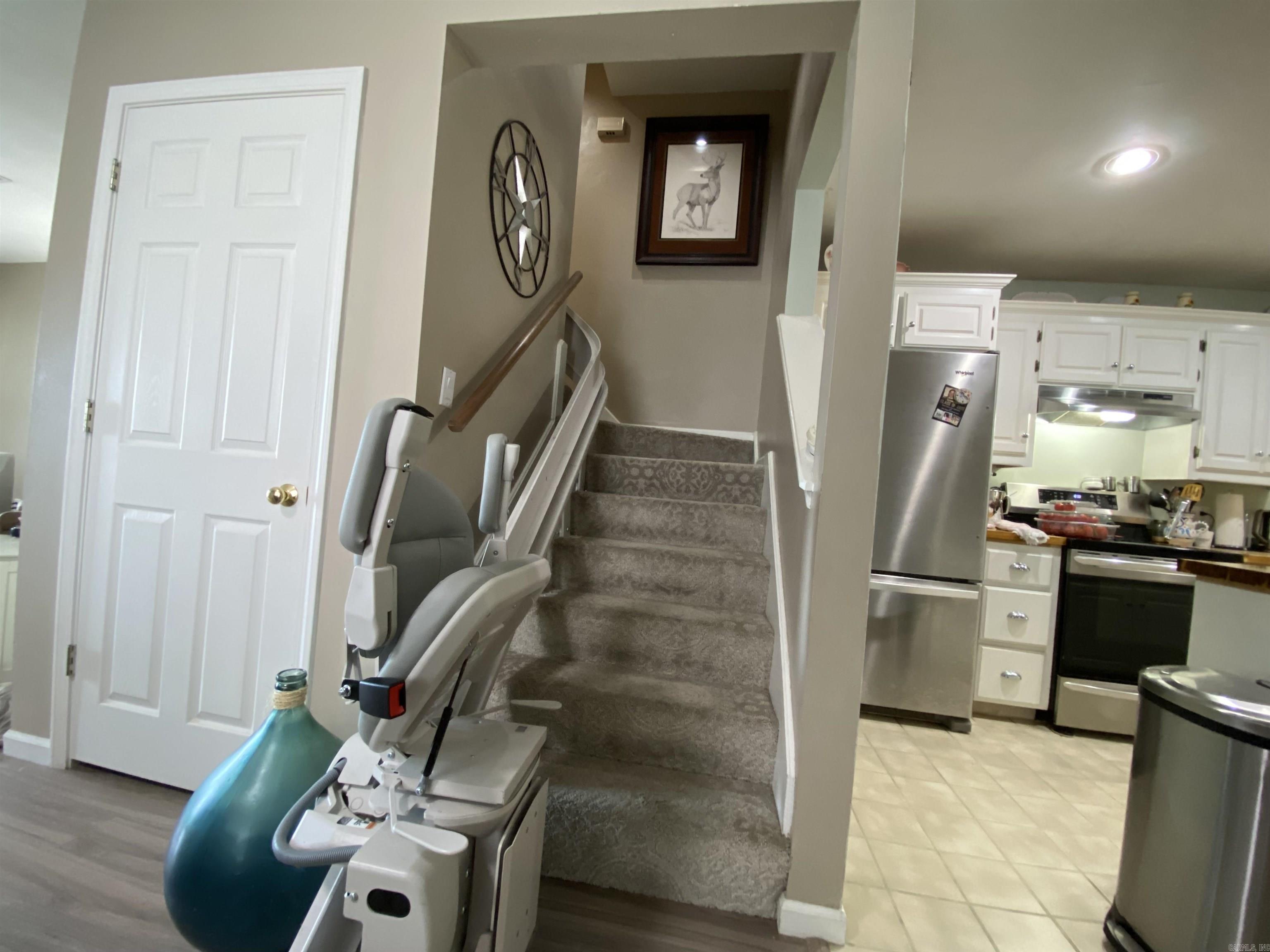 LAKE POINTE GARDEN HOMES - Residential