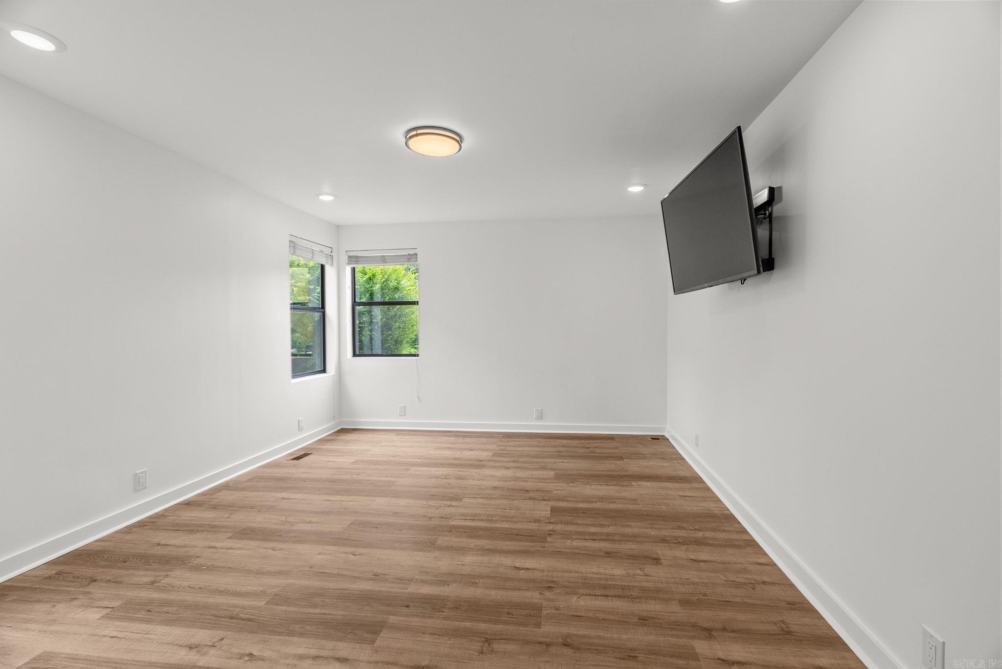 CAMMACK WOODS - Residential