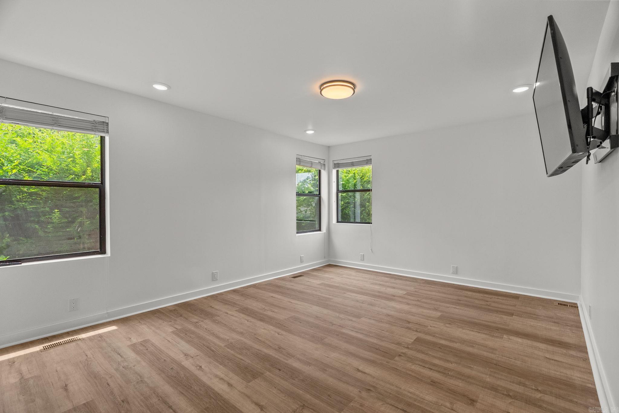 CAMMACK WOODS - Residential