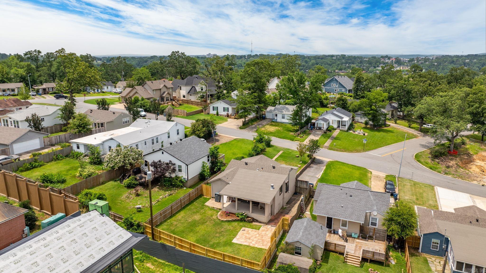 CAMMACK WOODS - Residential