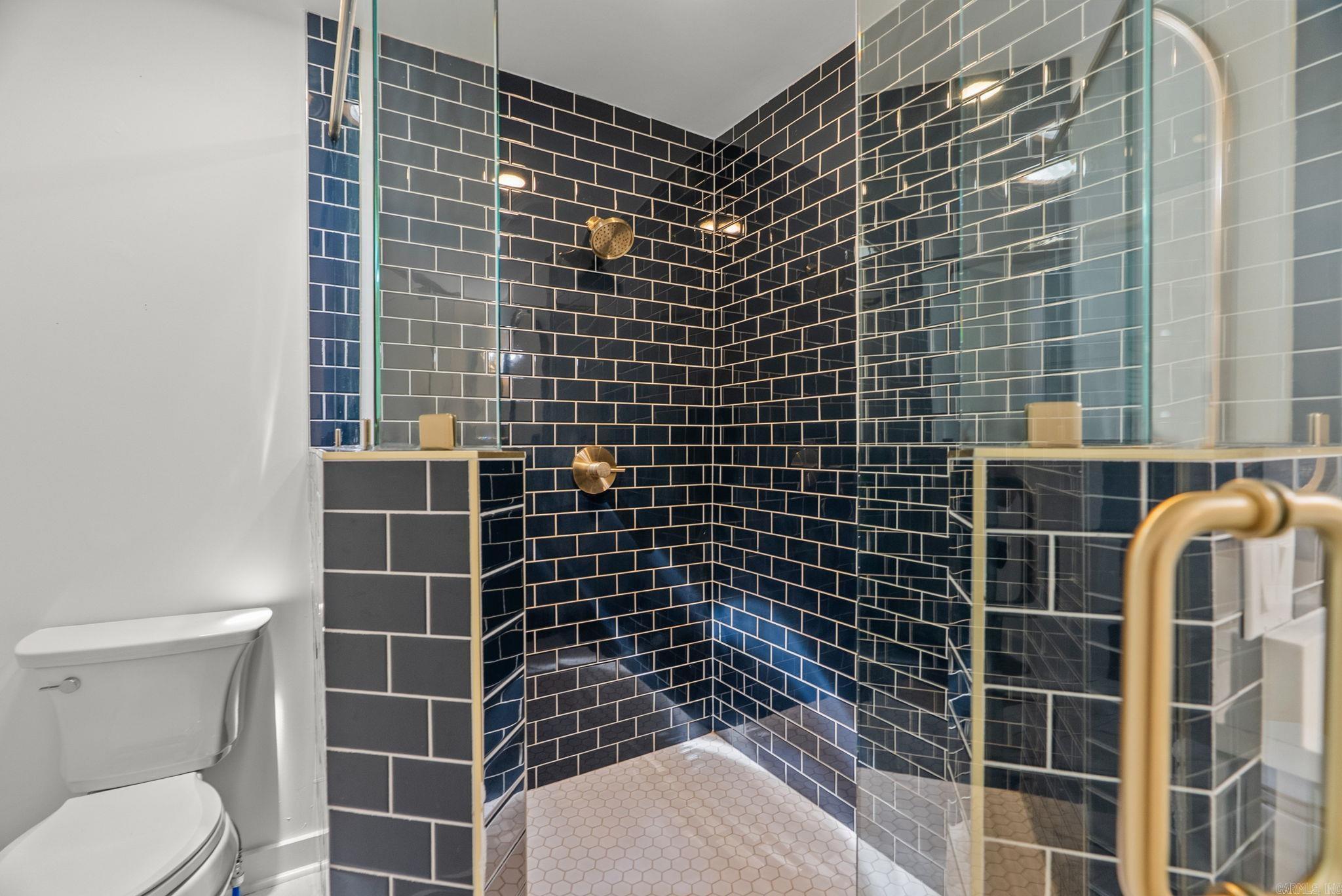 CAMMACK WOODS - Residential