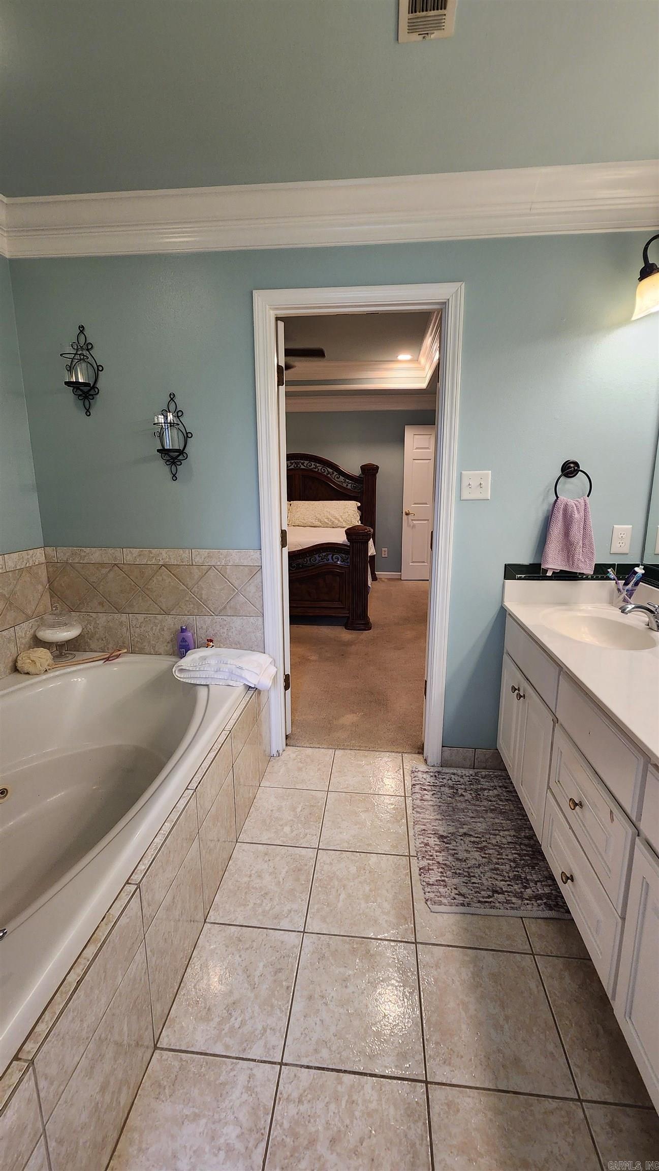 HERITAGE FARM - Residential