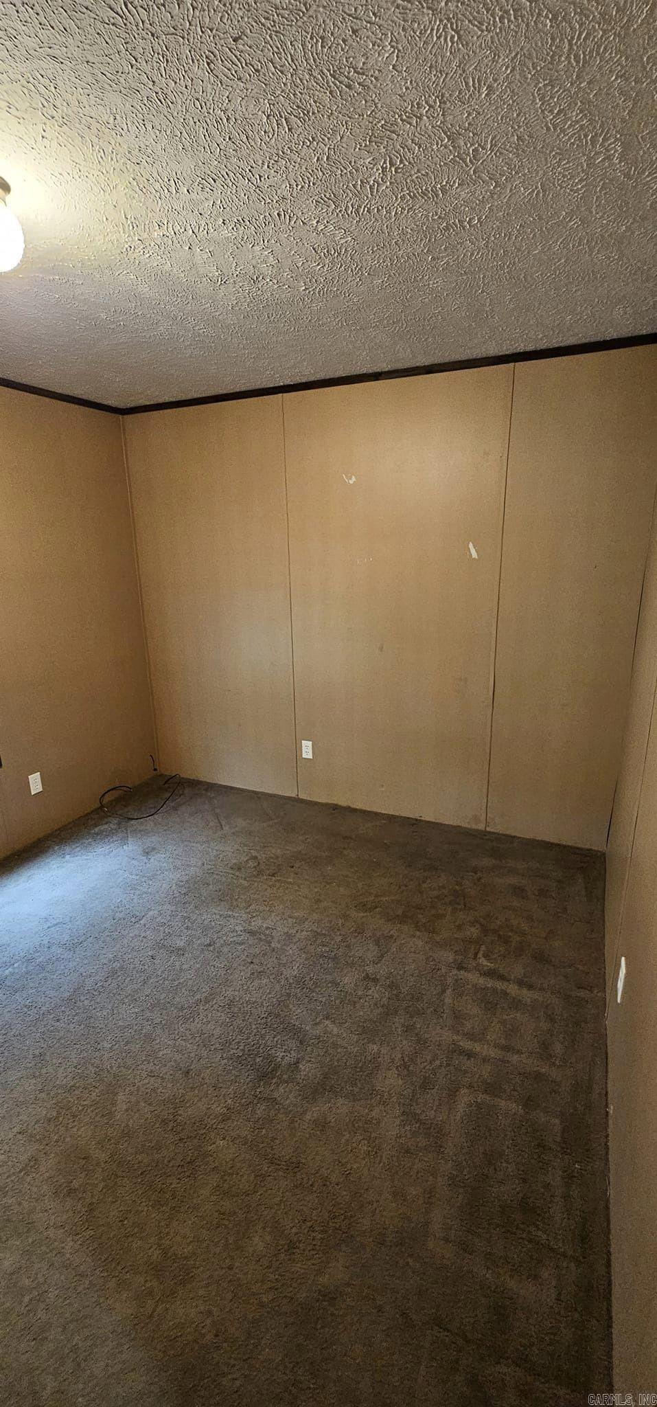 Meadowwood #4 - Residential