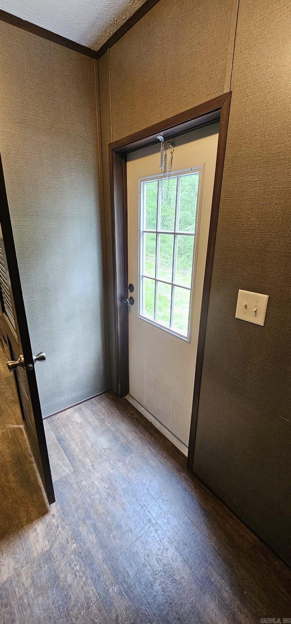 Meadowwood #4 - Residential