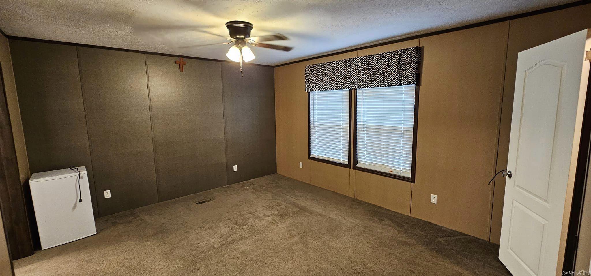 Meadowwood #4 - Residential