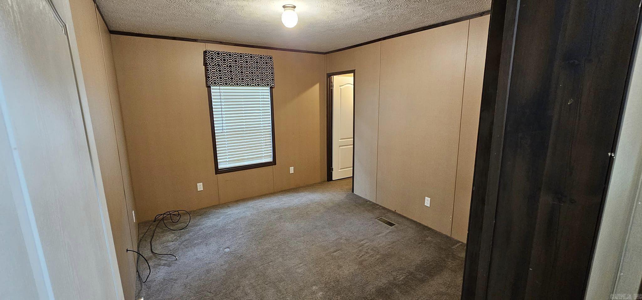 Meadowwood #4 - Residential