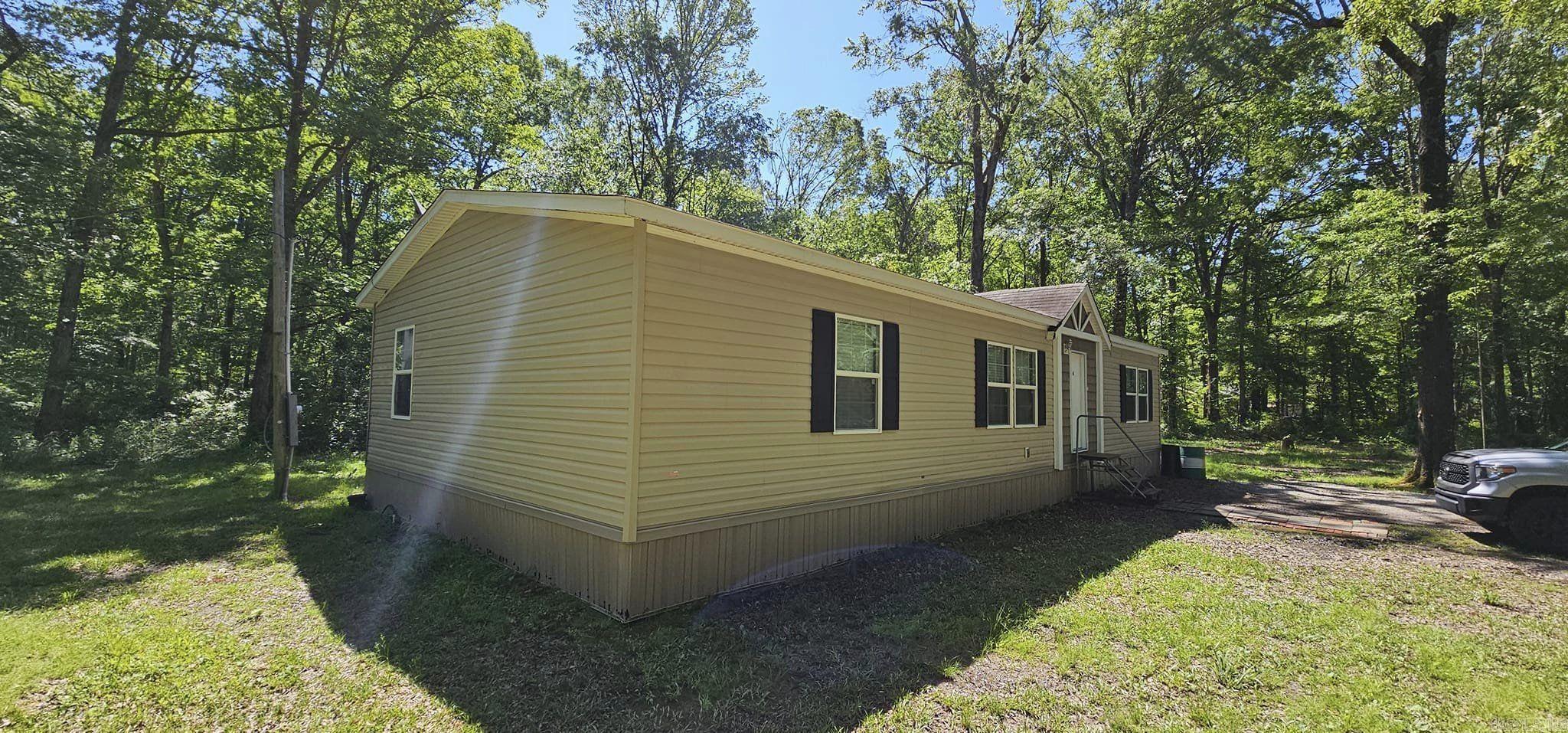 Meadowwood #4 - Residential