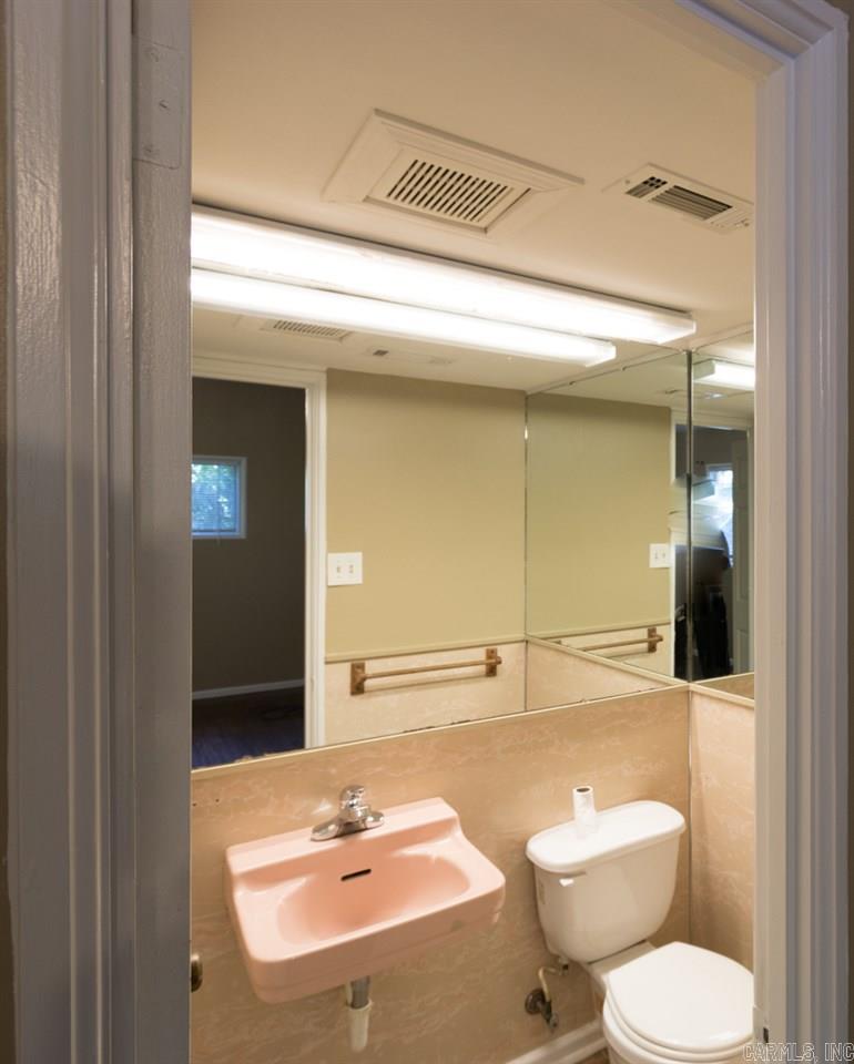 Meadowcliff - Residential Lease