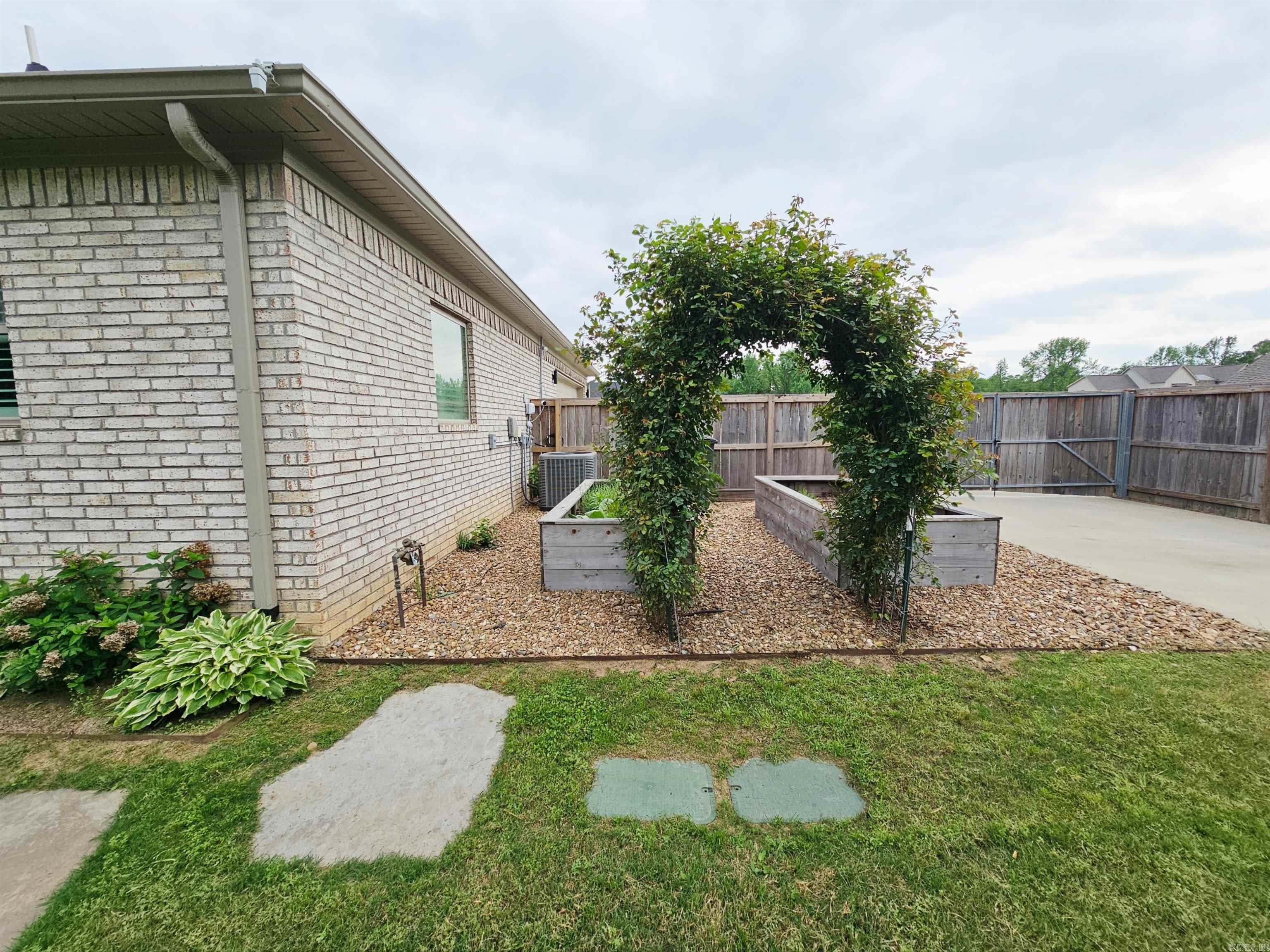 THE ACRES AT ARROWHEAD - Residential