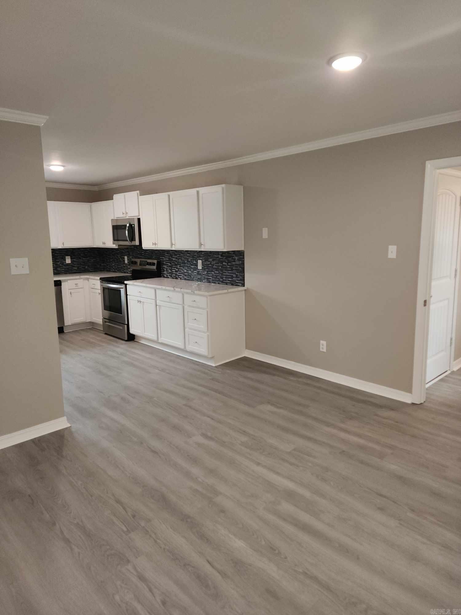 STONEWALL - Residential