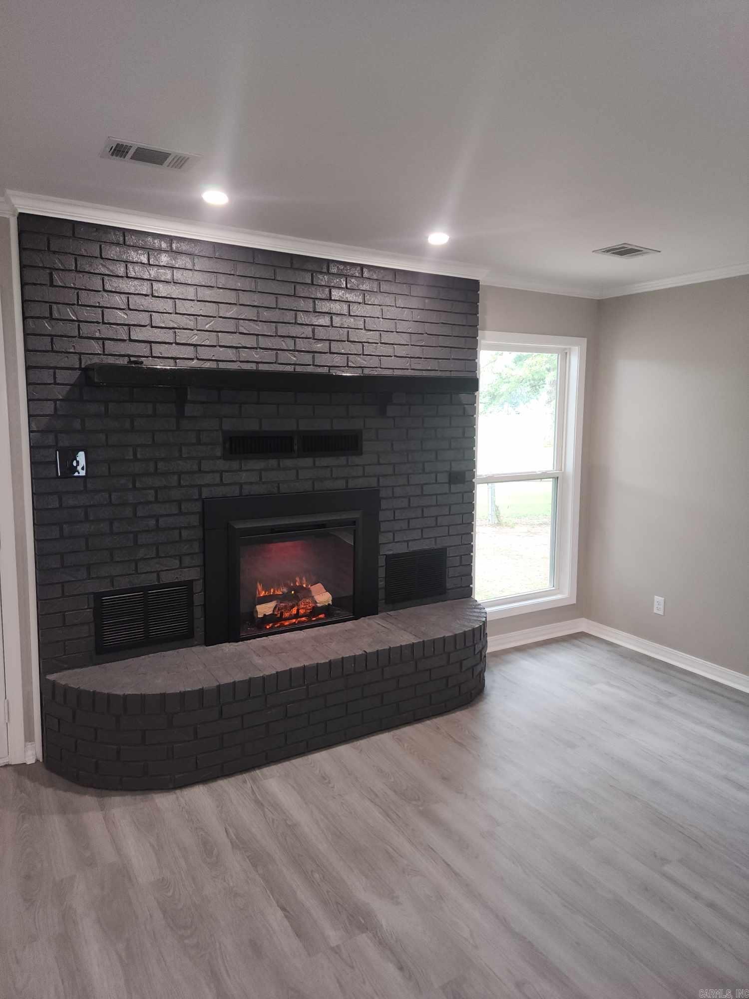 STONEWALL - Residential