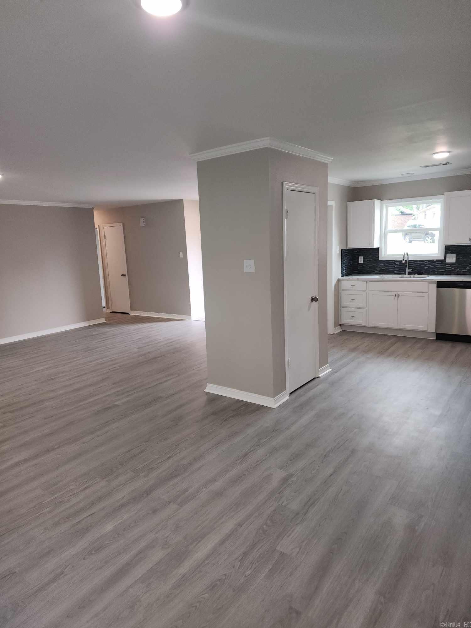 STONEWALL - Residential