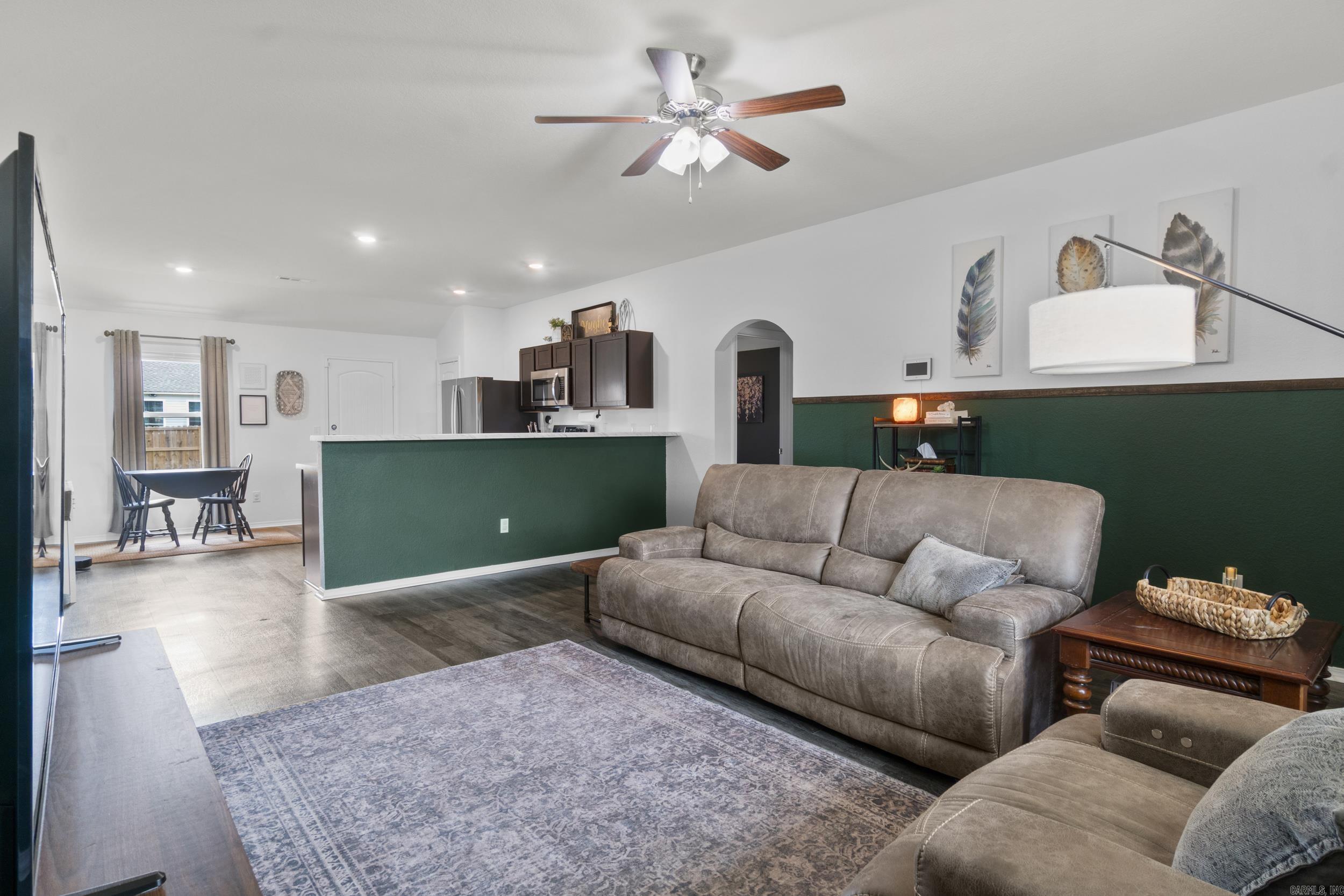 STAGECOACH MEADOWS - Residential