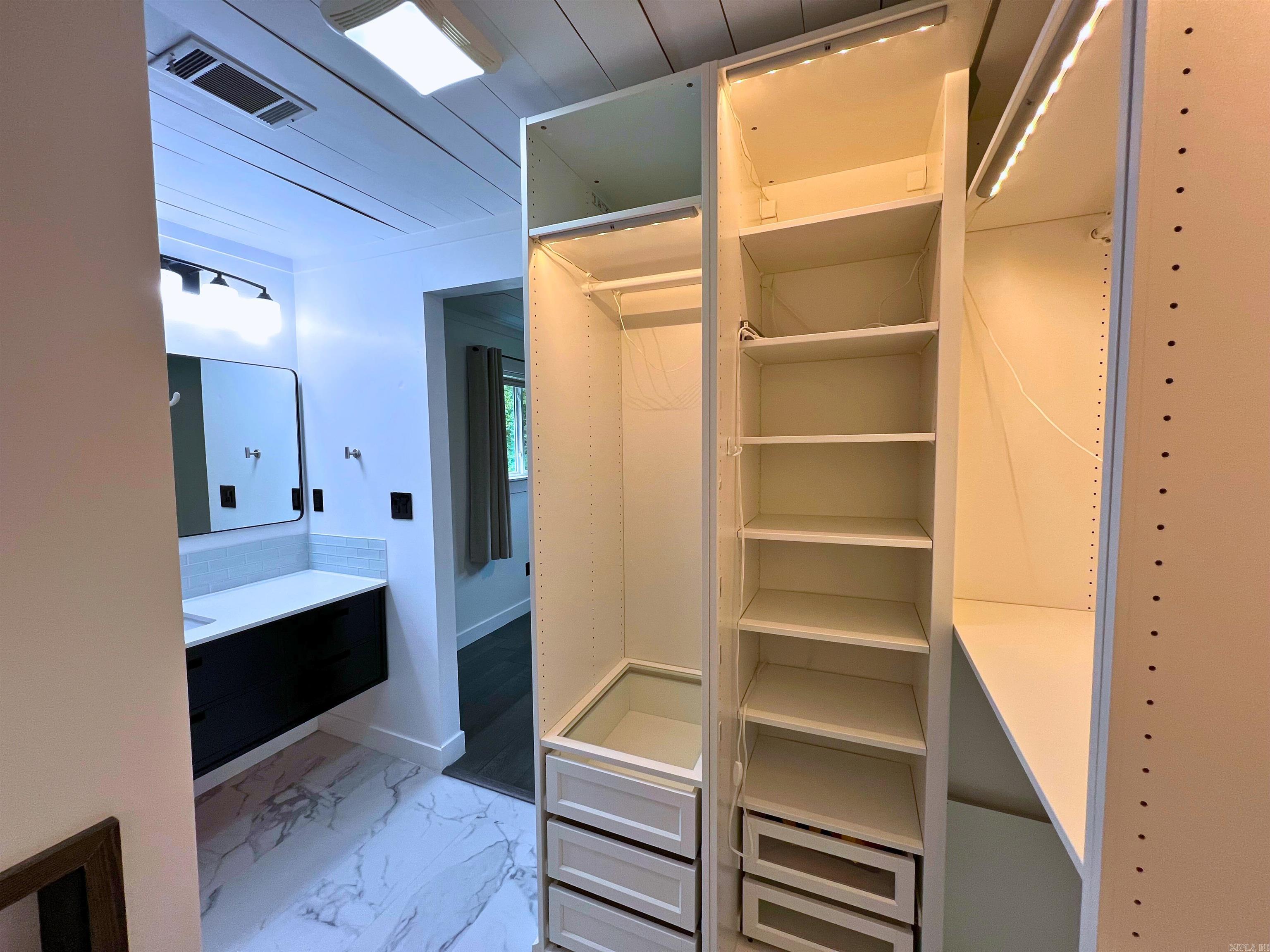 Clover Hil - Residential