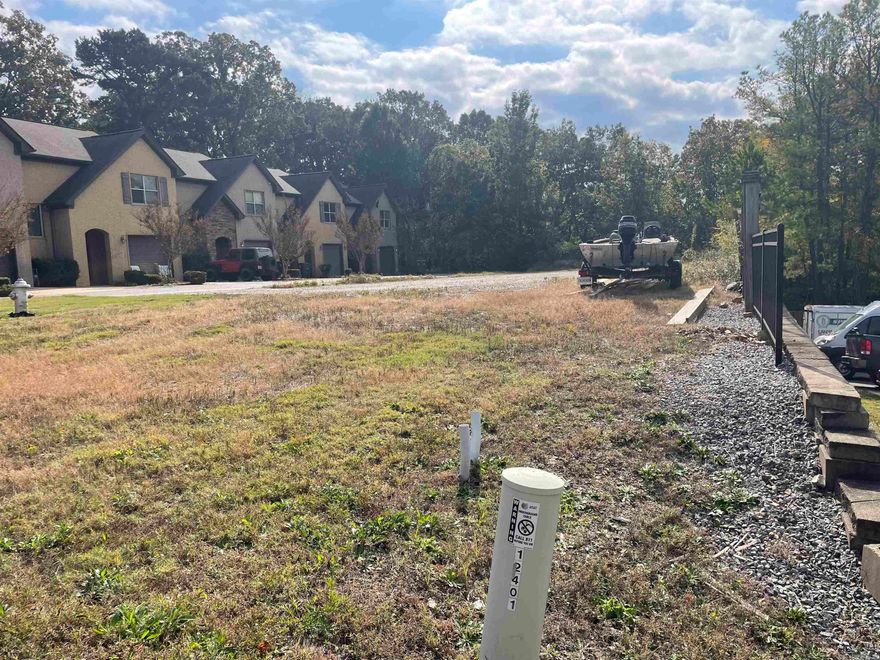 Good price lot in WLR to build 5 condos Zone C3 so can build other type of buildings 12401 kanis is the vacant lot next to 12521 kanis