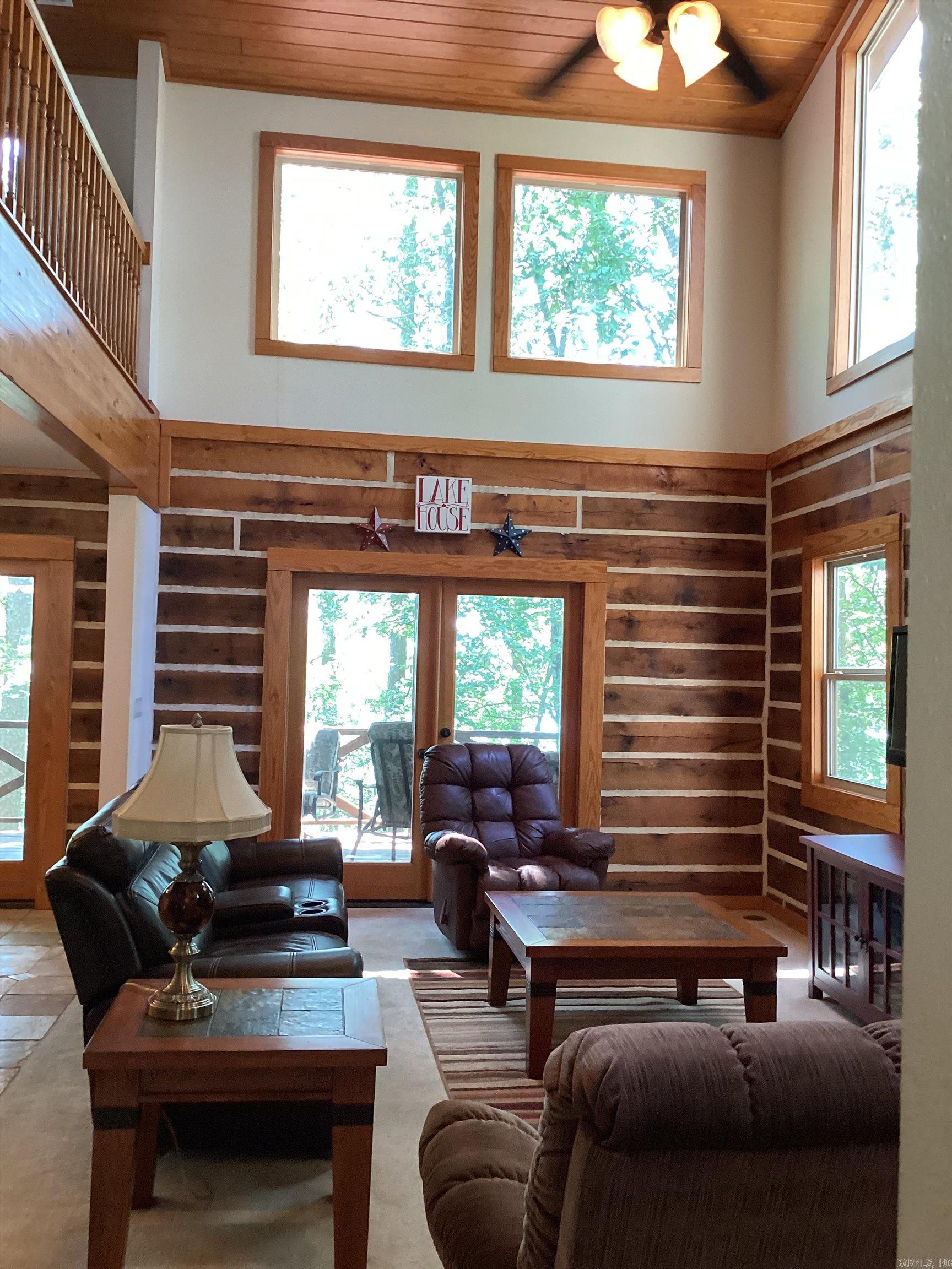 Paradise Point Estates - Residential