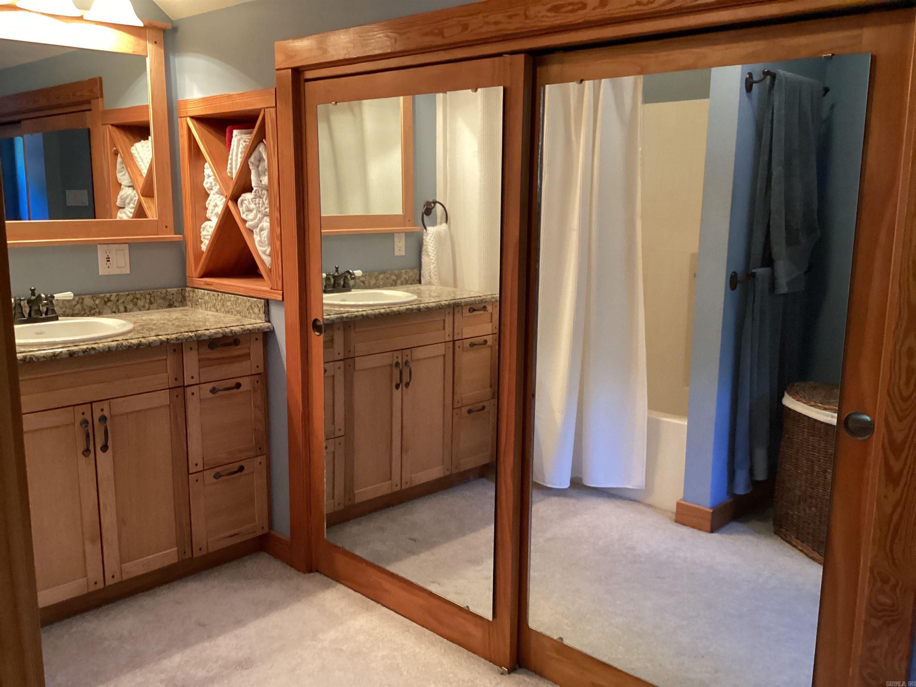 Paradise Point Estates - Residential