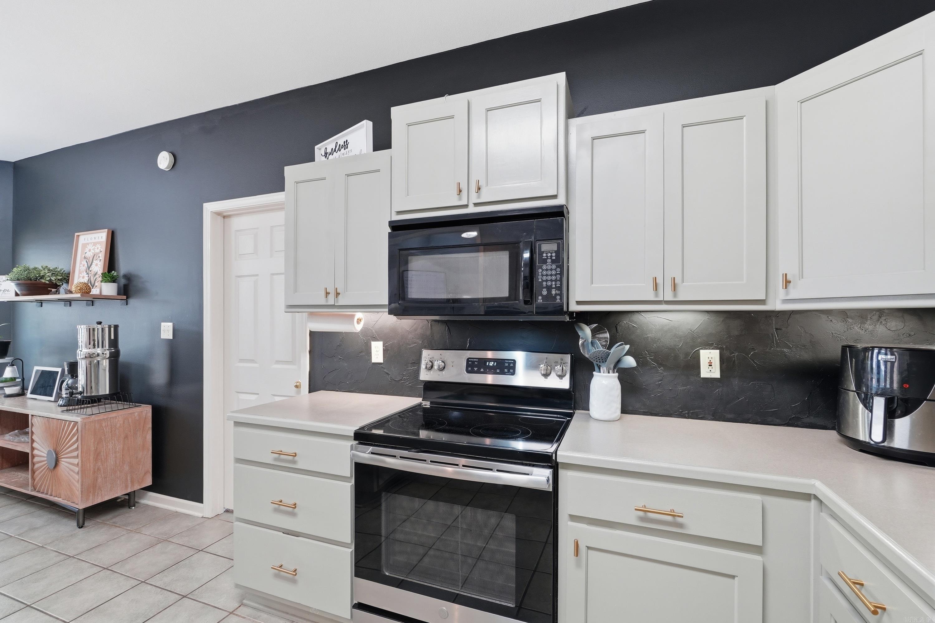 SOUTHWIND - Residential