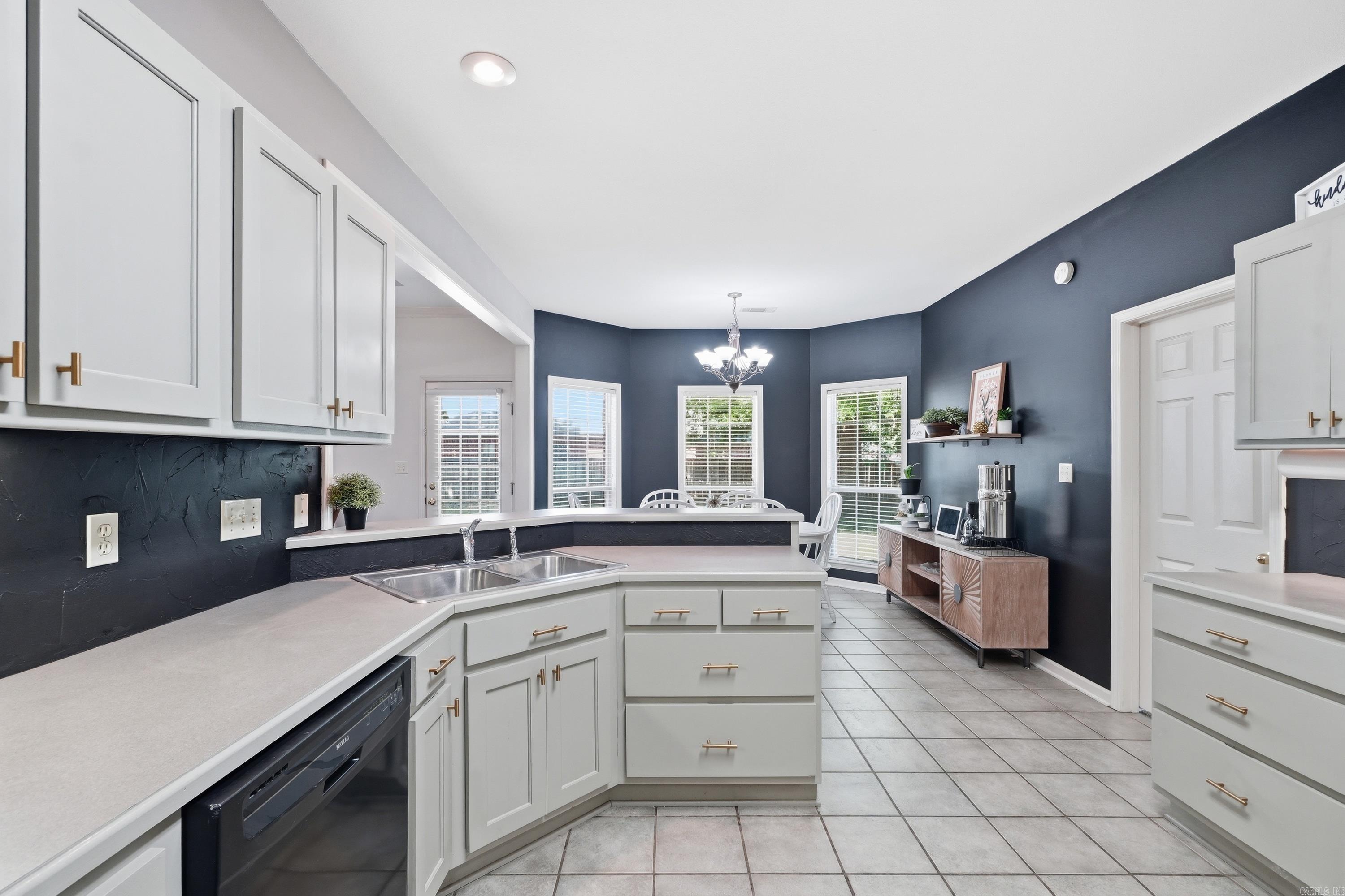 SOUTHWIND - Residential