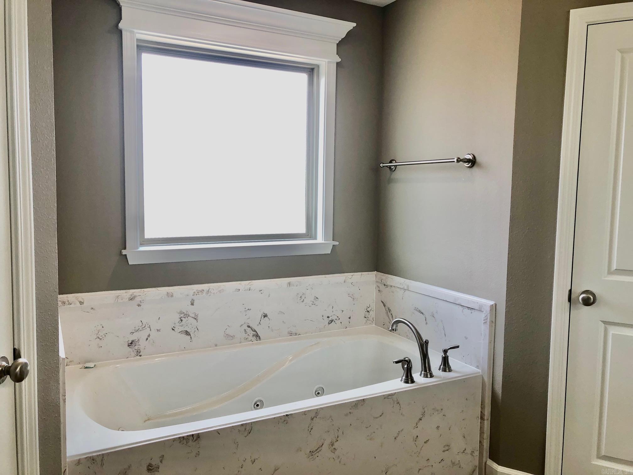 JAXON TERRACE - Residential