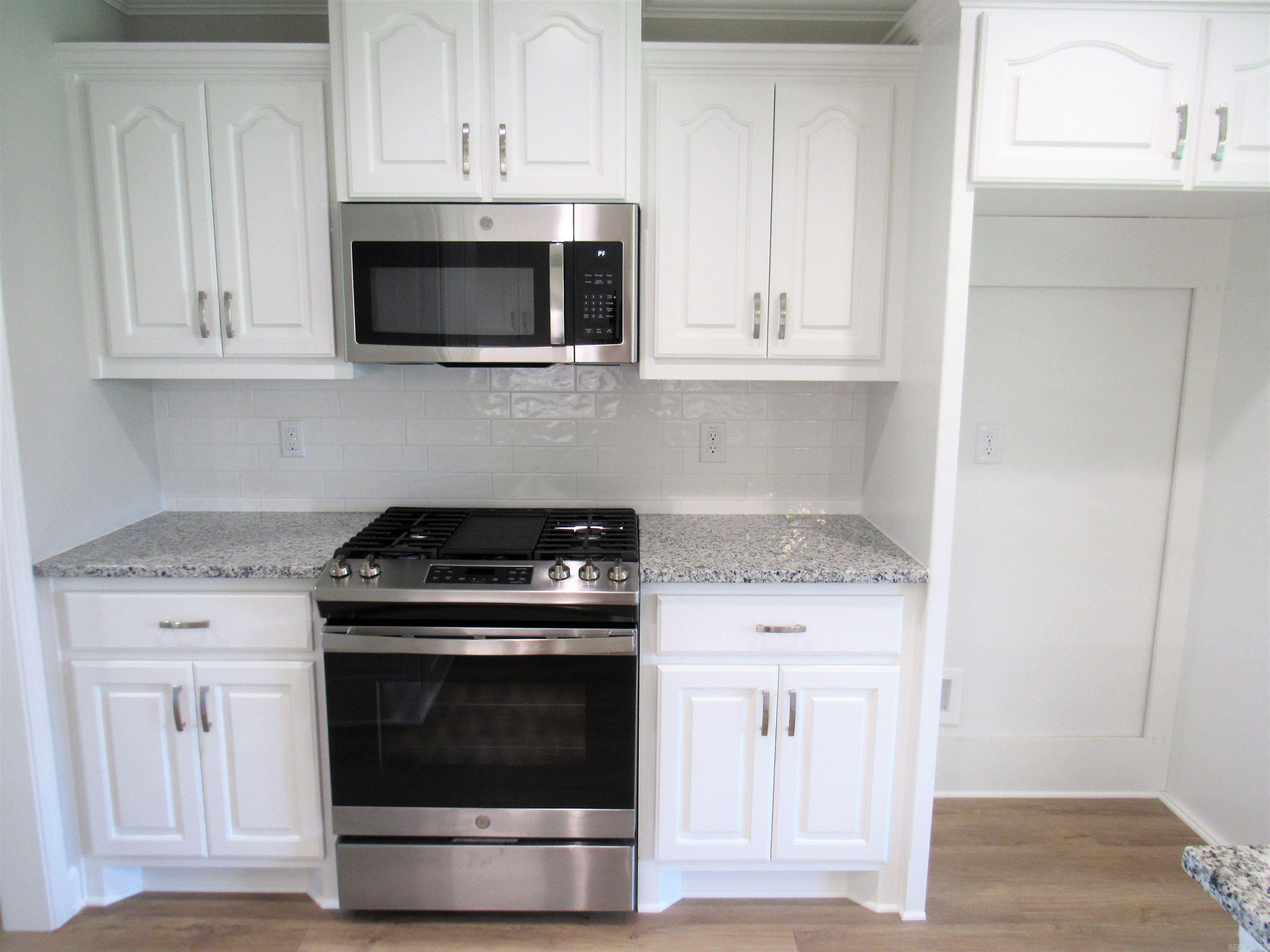 JAXON TERRACE - Residential