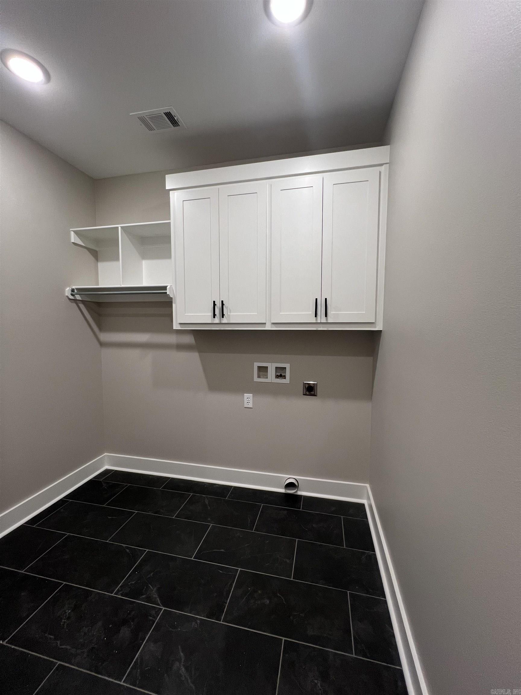 SPENCER CROSSING LLC - Residential