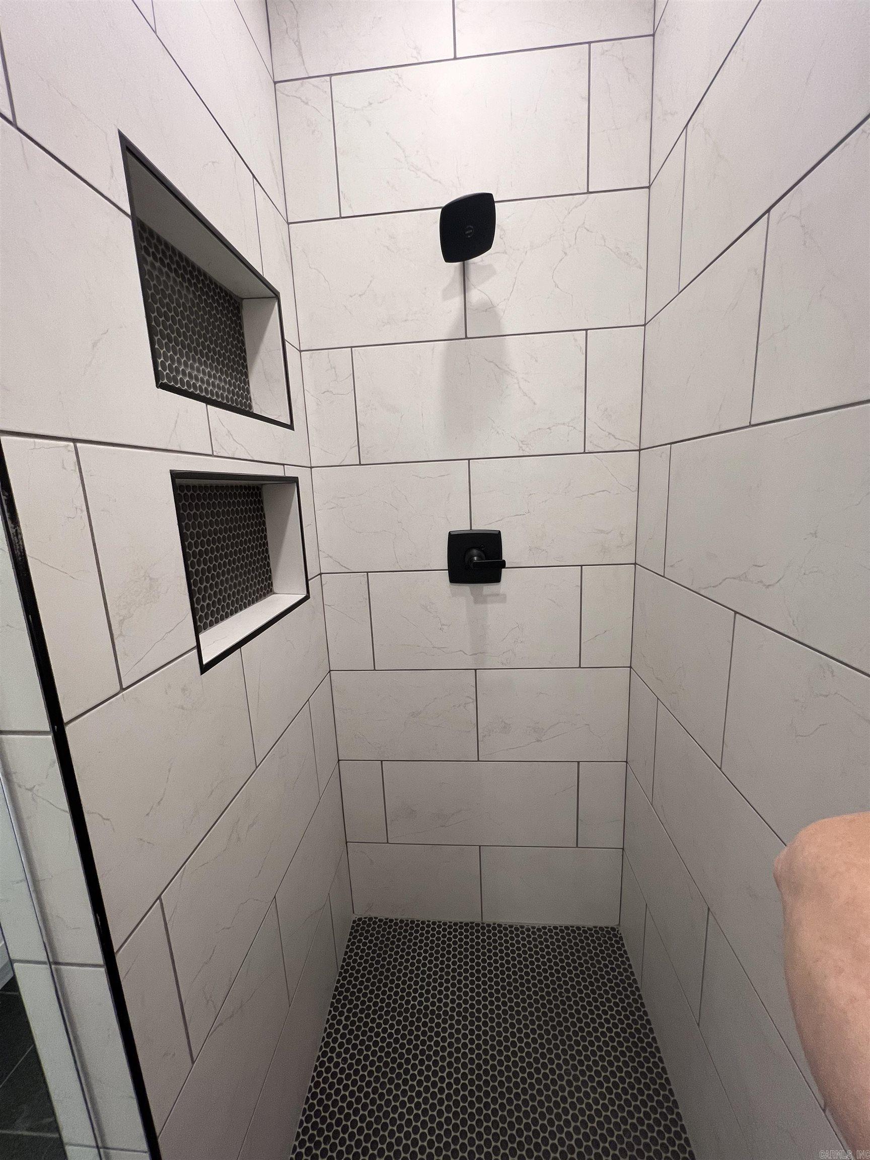 SPENCER CROSSING LLC - Residential