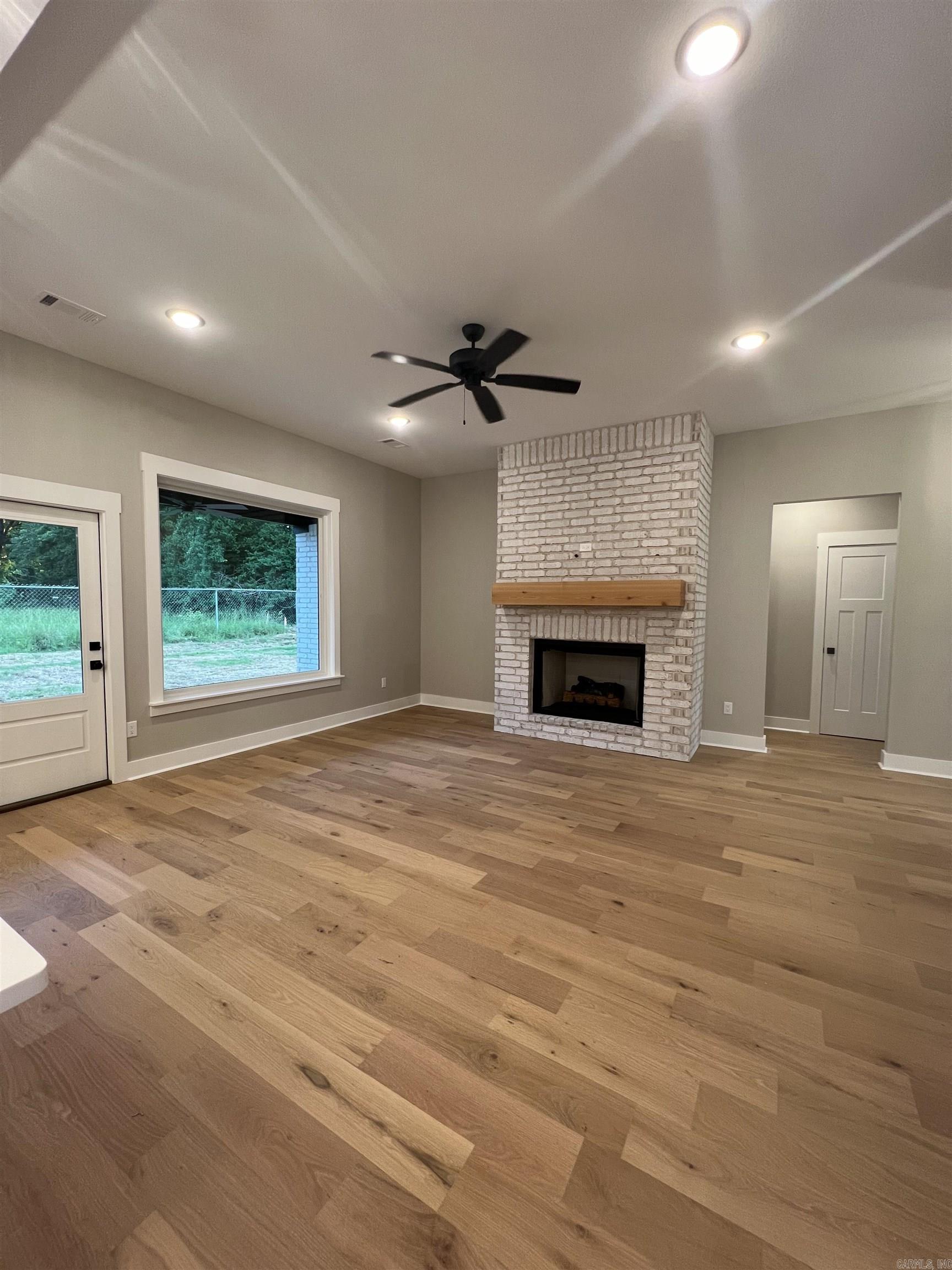 SPENCER CROSSING LLC - Residential