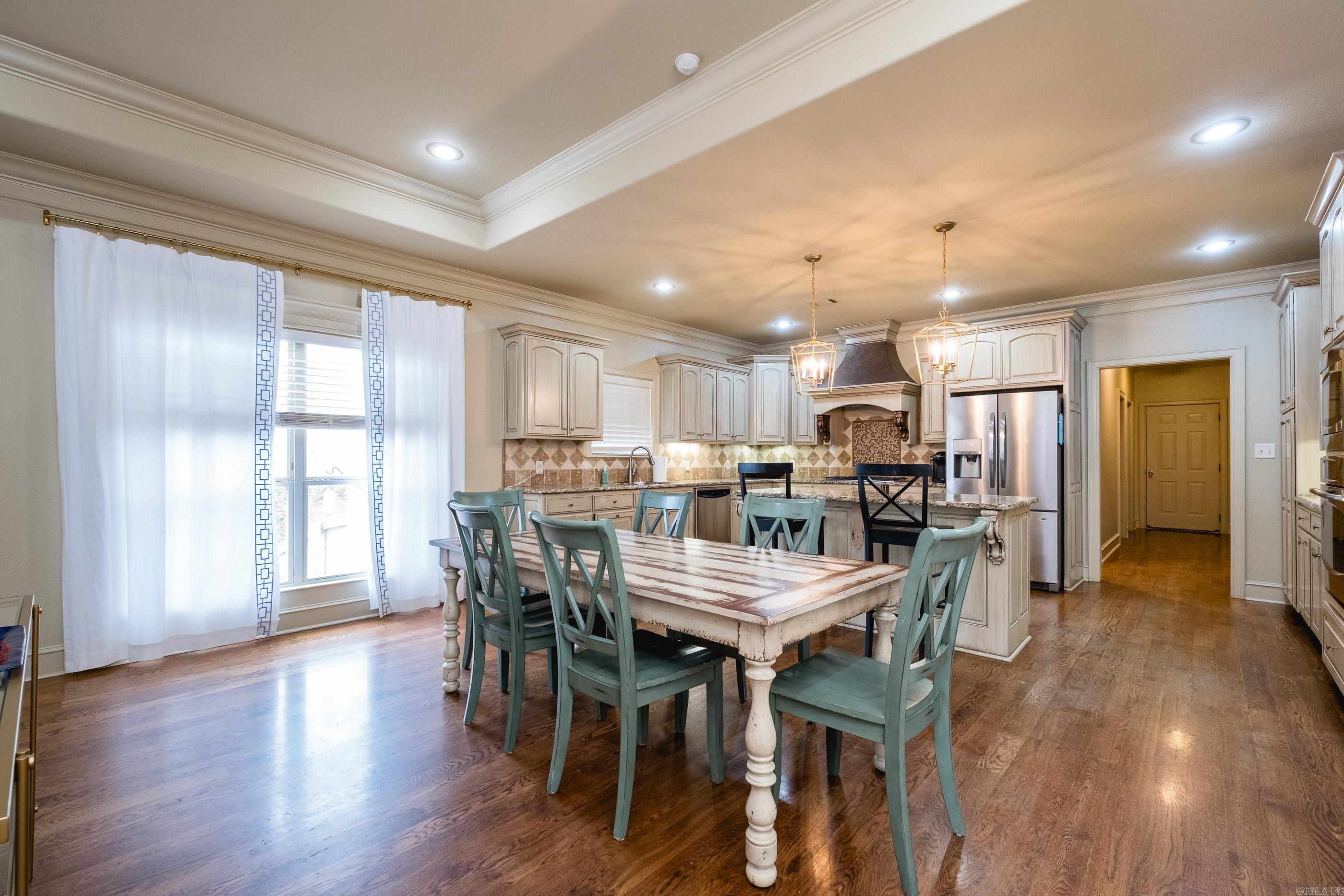 CHENAL VALLEY EPERNAY PLACE - Residential