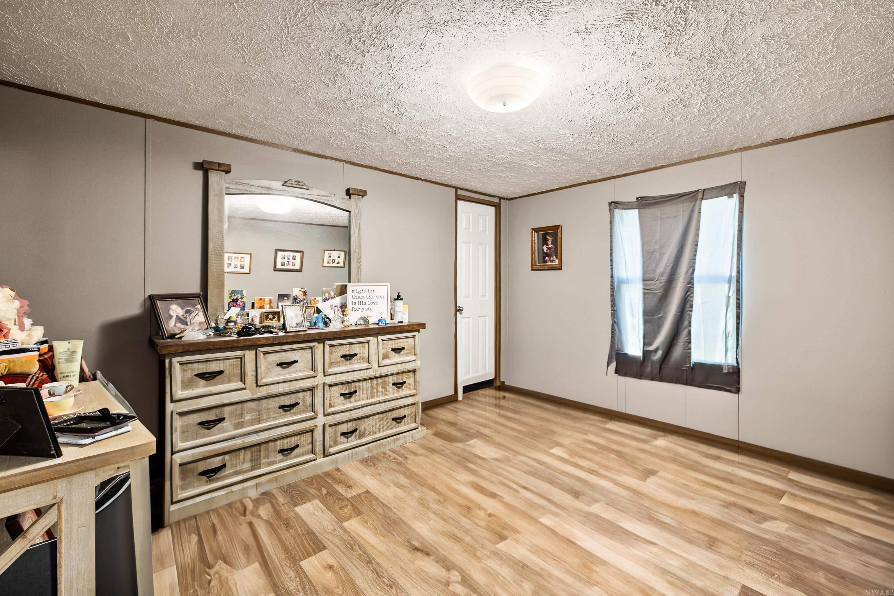 PINE MEADOWS - Residential