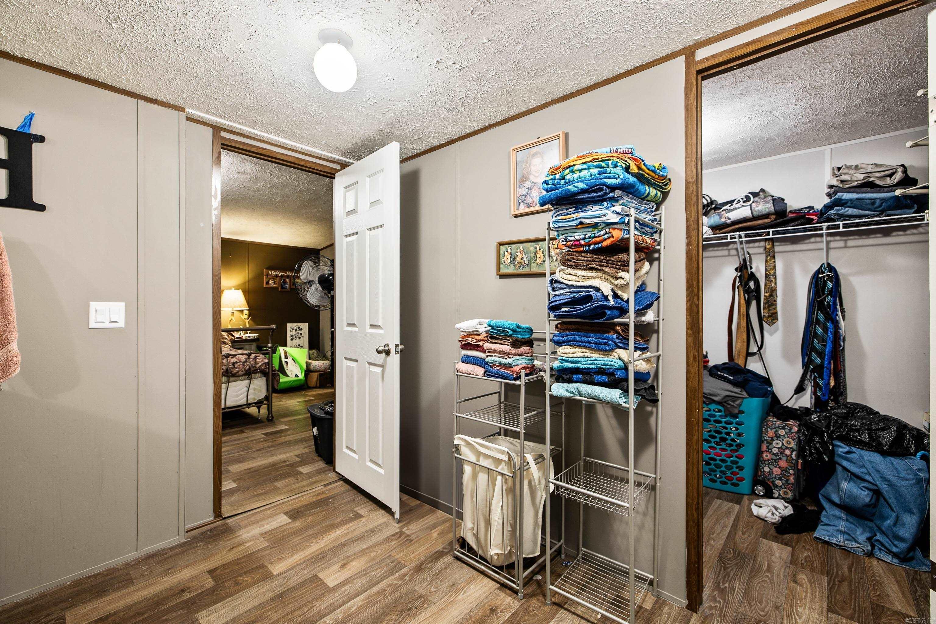 PINE MEADOWS - Residential