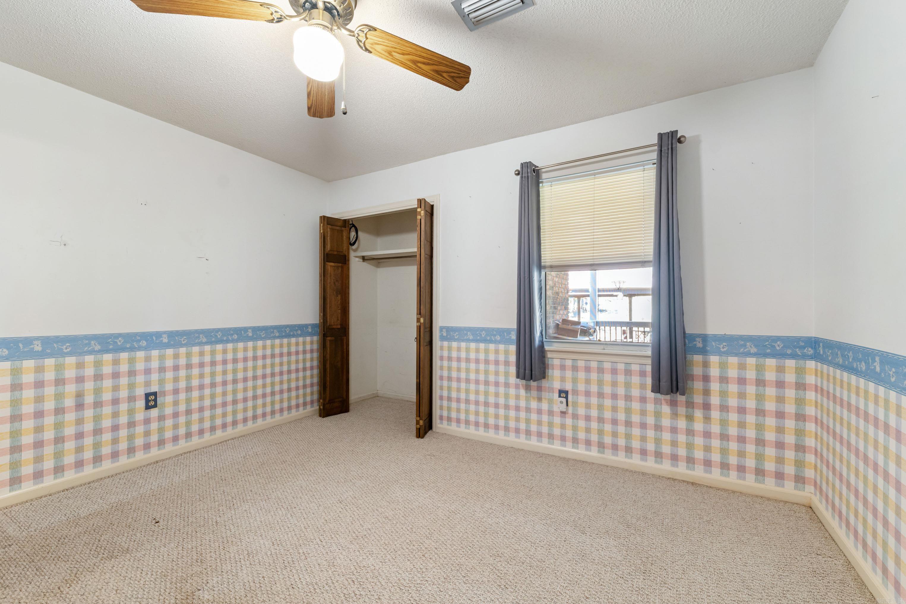 TREASURE HILL - Residential