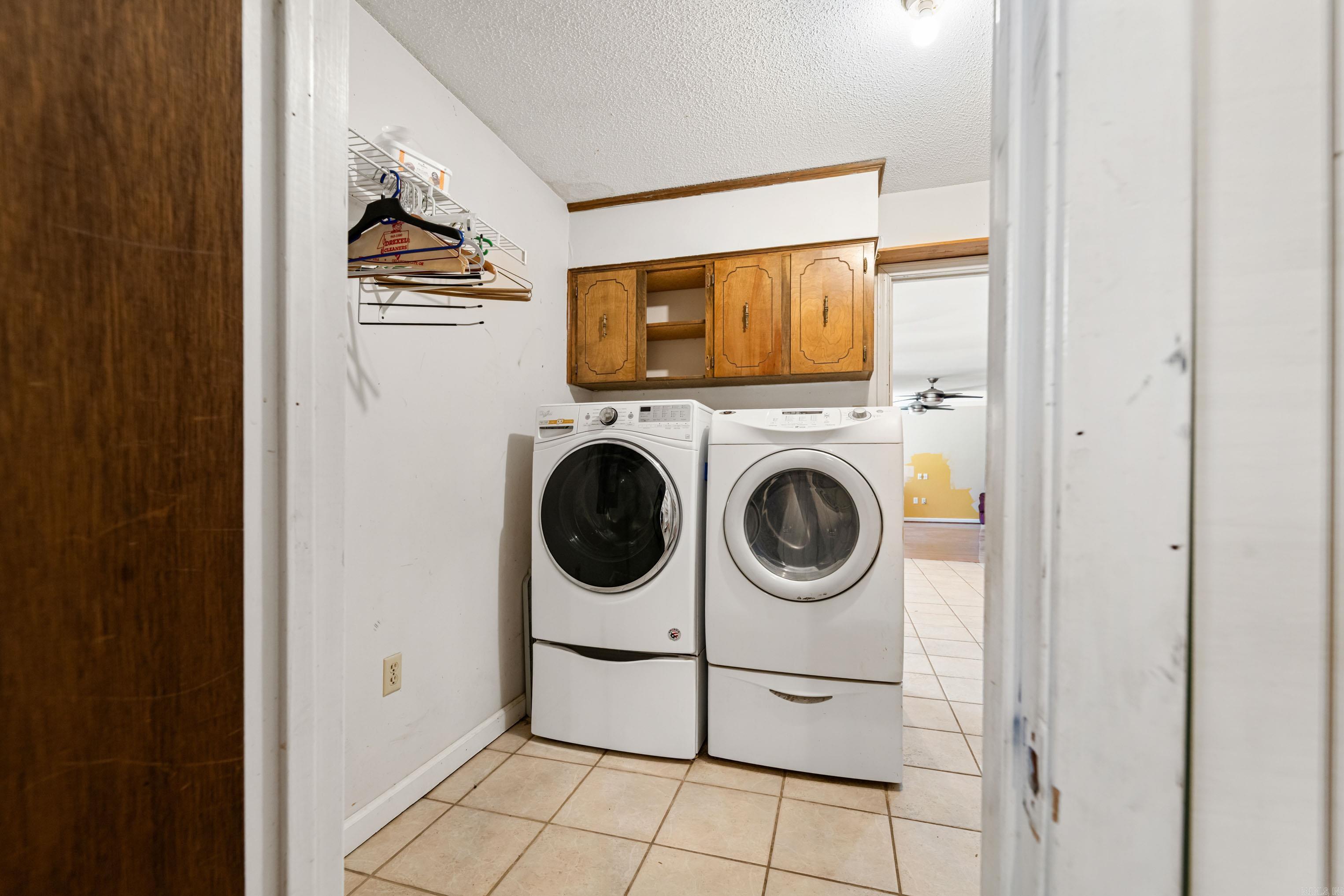 TREASURE HILL - Residential