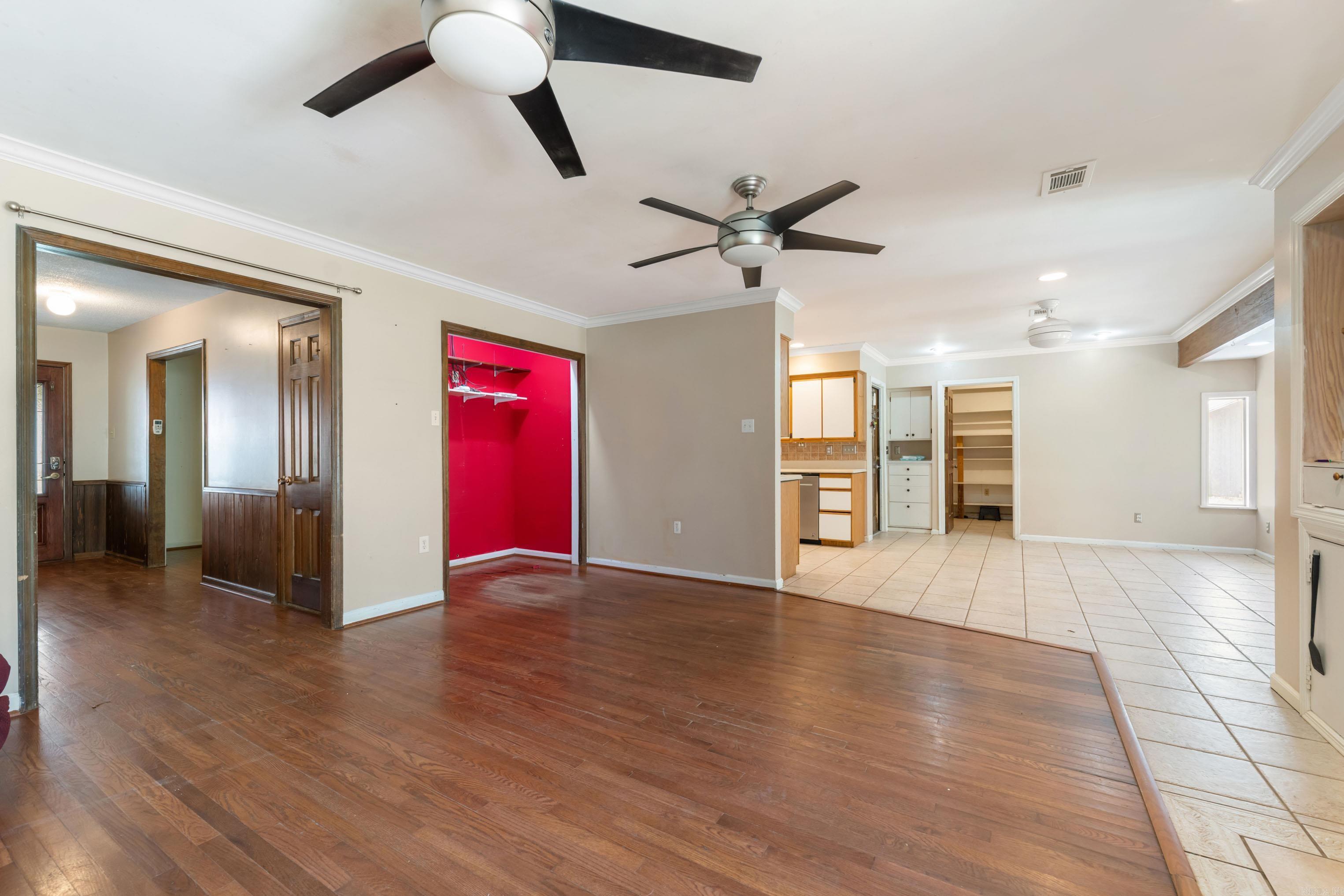 TREASURE HILL - Residential